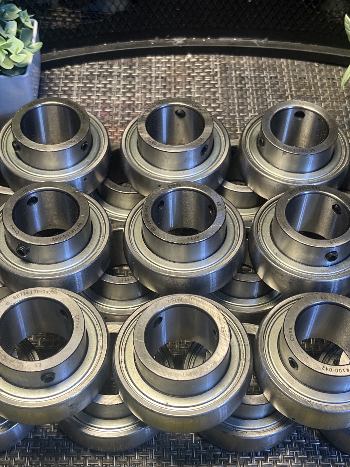 38 QTY! HUGE LOT- Insert Bearing 1-1/2″ Bore, Cylindrical OD Set Screws