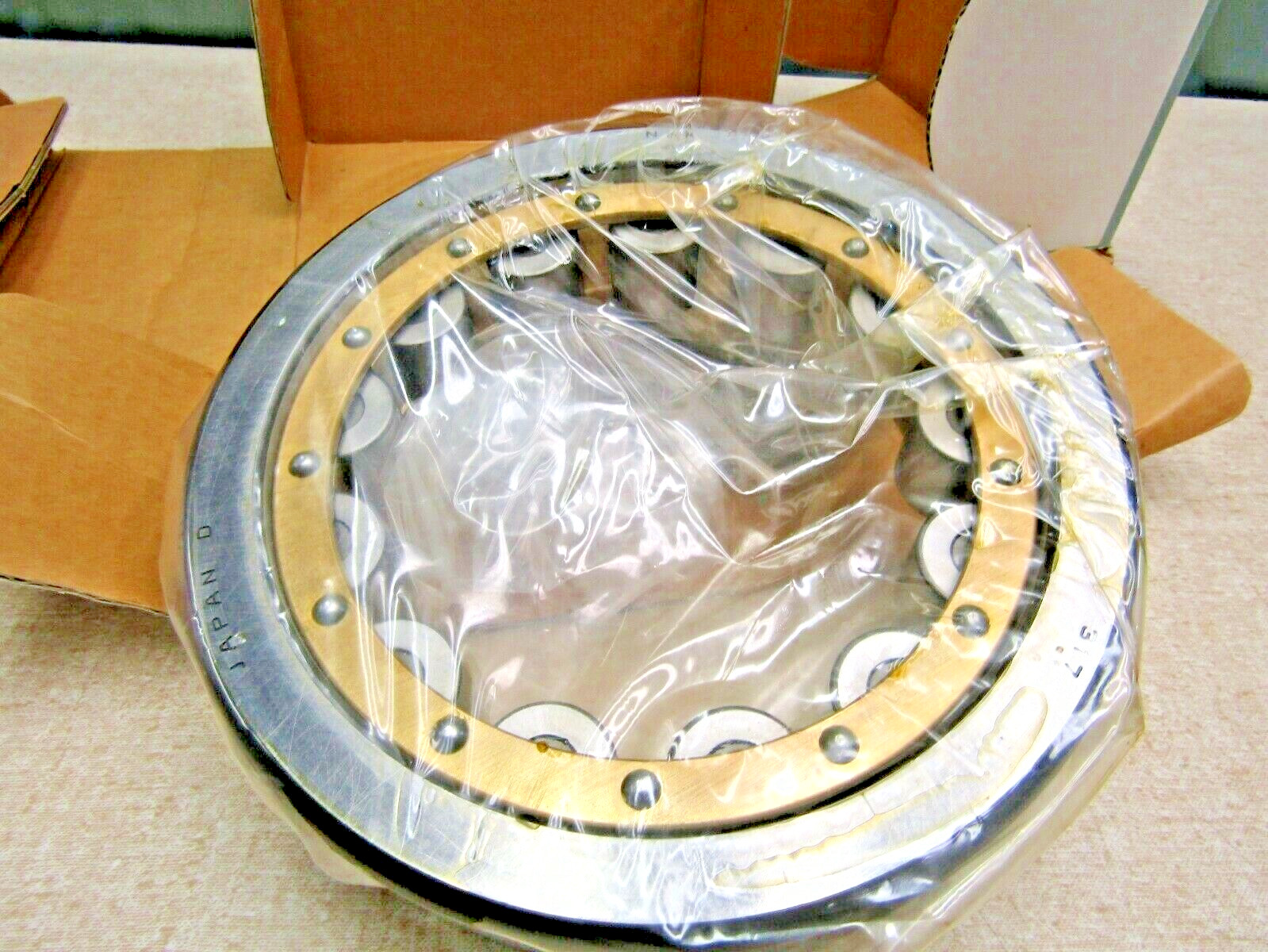 NSK Japan NU317M C3 85mm X 180mm X 41mm Cylindrical Roller Bearing