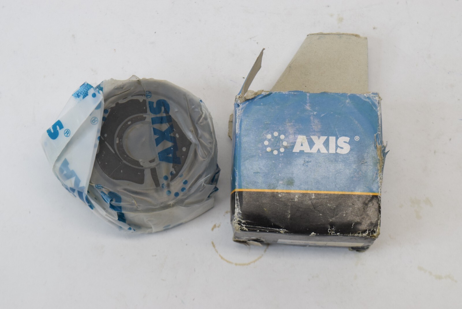 Axis cyr2 1/2 s – yoke roller 1.5″ x 2.5″