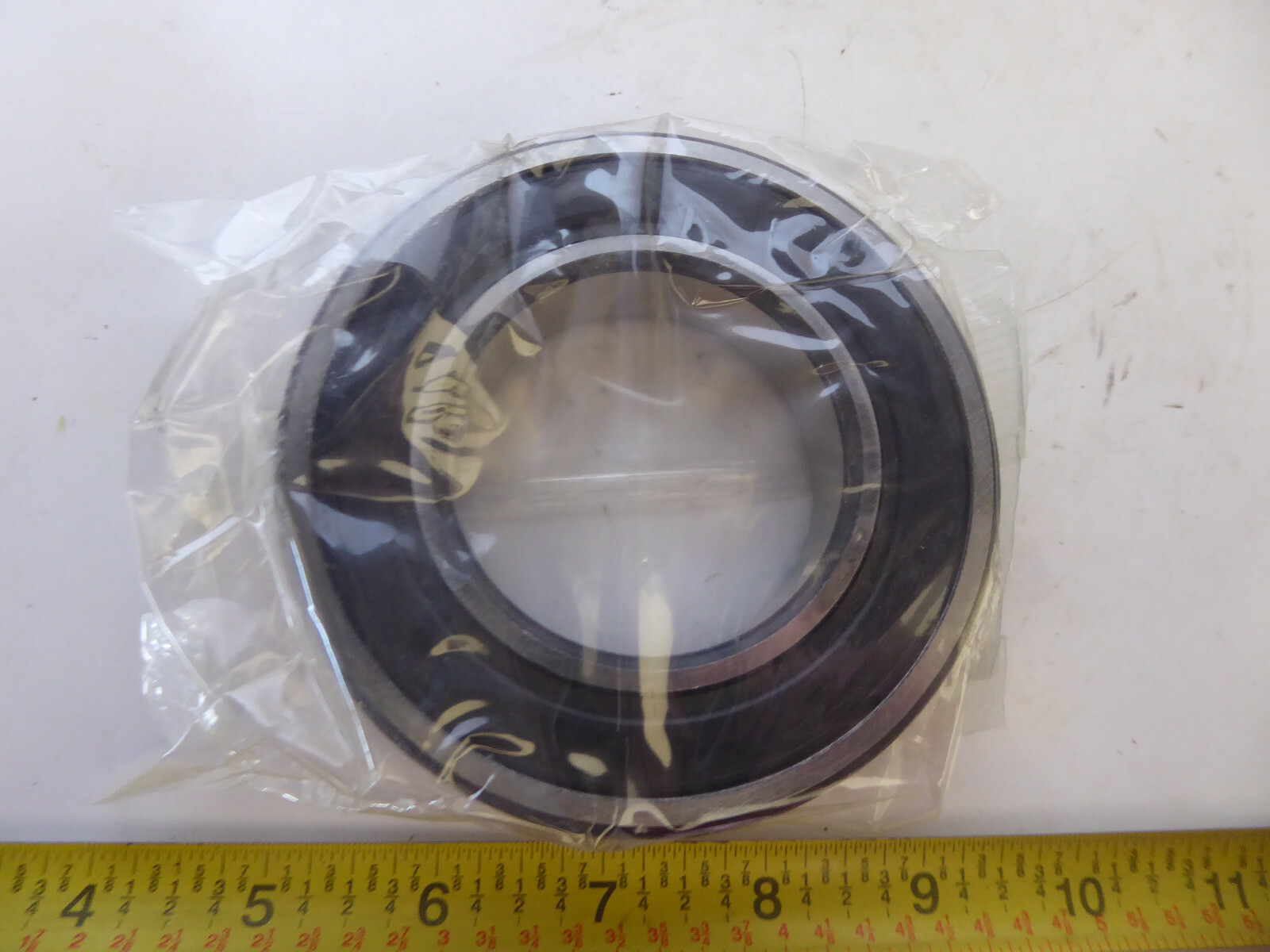 SNR 6212EEJ30D43A50 Spherical Roller Bearing New