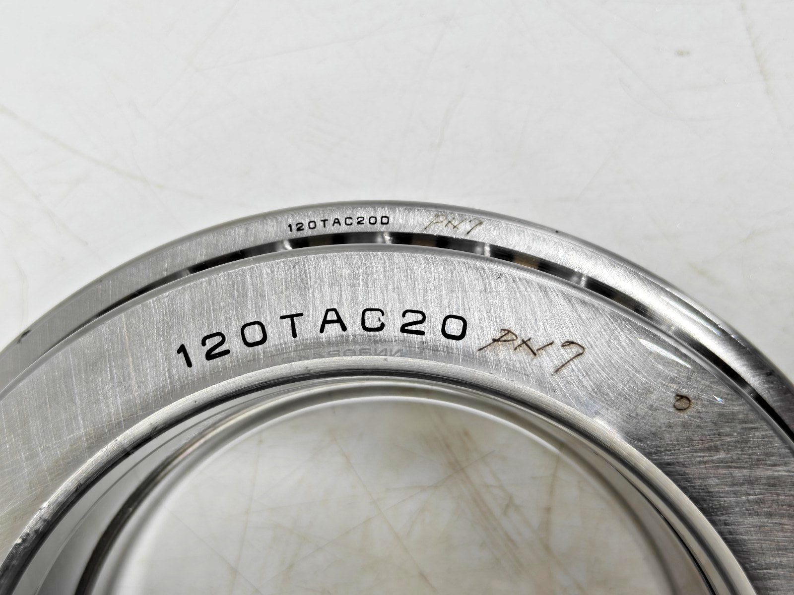120TAC20DPN7 NSK Super Precision Angular Contact Thrust Bearing 120TAC20 D PN7