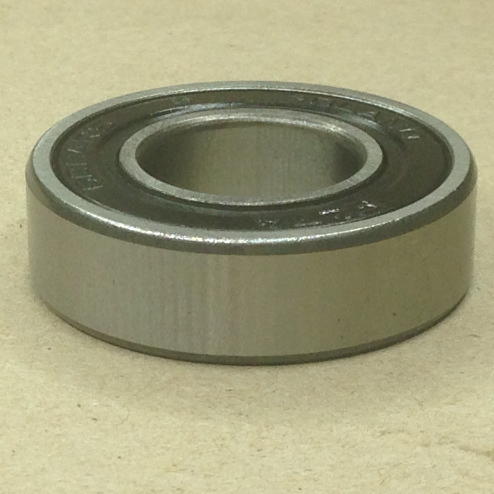 NEW POLAND 6004-2RS/C3 Lot of 3 RADIAL Ball Bearing 20x42x12mm
