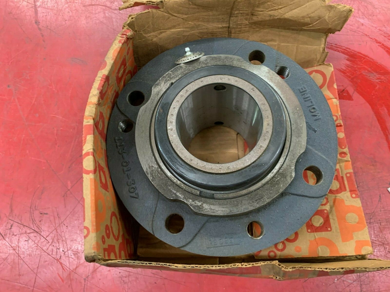 NEW IN BOX MOLINE 4-BOLT TYPE-E PILOTED FLANGE BEARING 3-7/16″ BORE 113-01-307