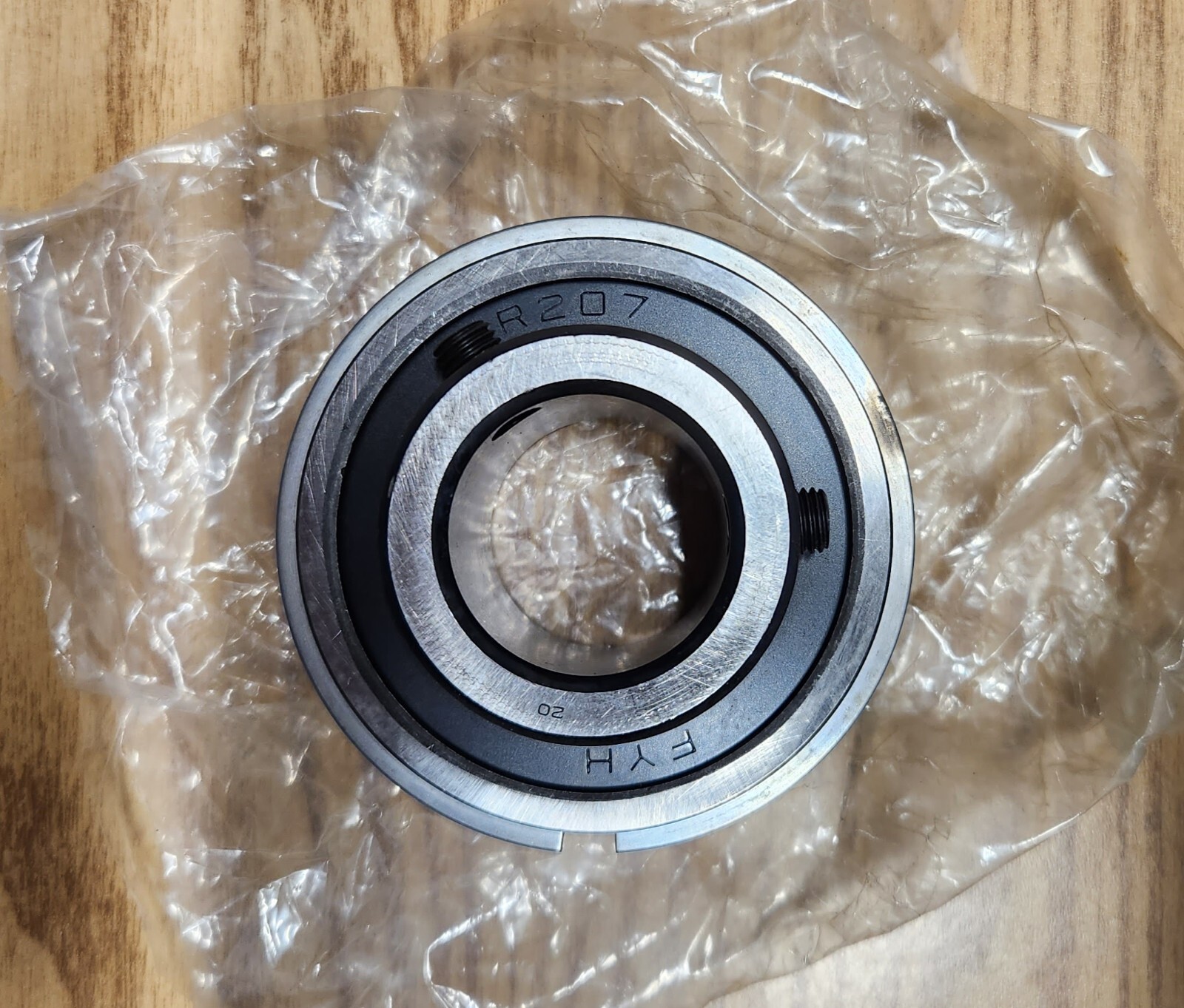 FYH ER20720G5 Insert Bearing ER (ER207) – 1 1/4 ND SS INSERT W/ SNAP RING