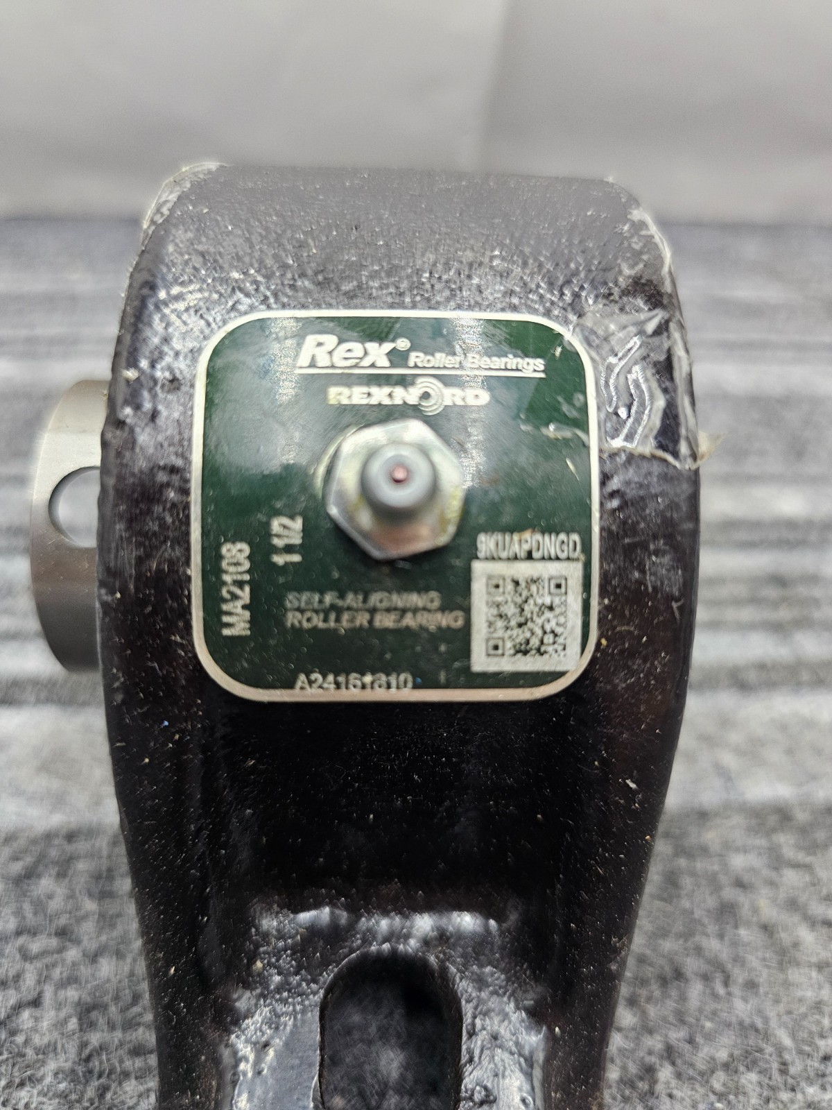 Rexnord MA2108 2-Bolt Solid-Housed Pillow Block Roller Bearing Unit 1-1/2″ Bore