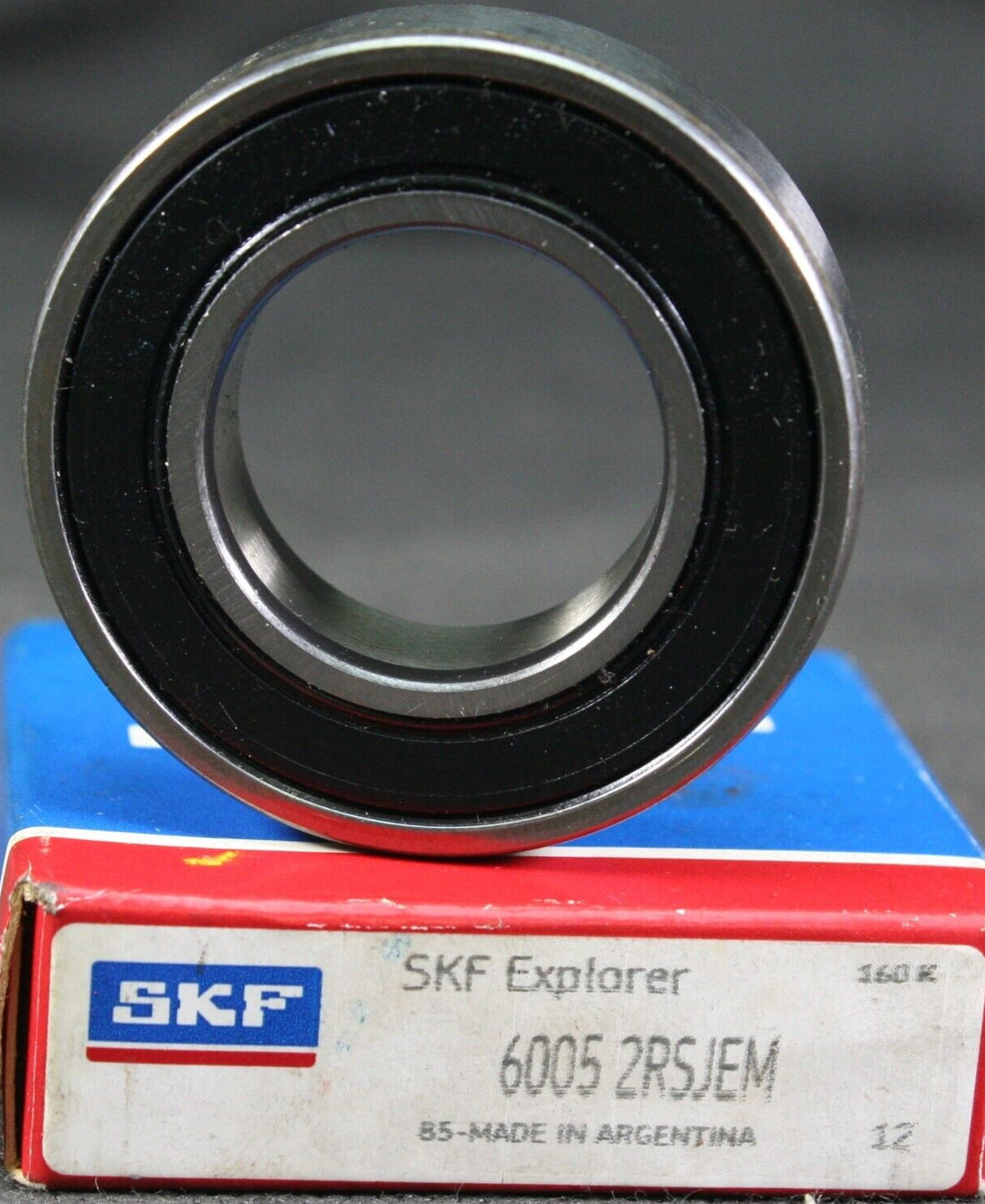 One (1) SKF 6005 2RSJEM Deep Groove Bearing 25MM ID 6005 2RSH/C3GJN