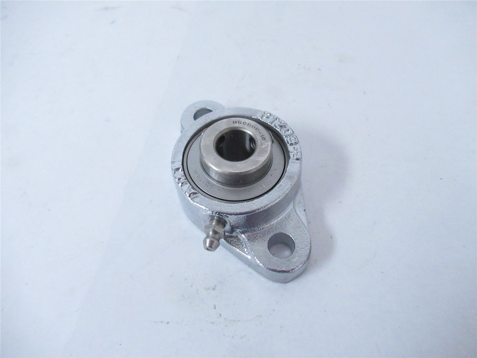 245378 New In Box; AMI Bearings MUCFT202-10NP Bearing 5/8 Stainless2 BoltFlange