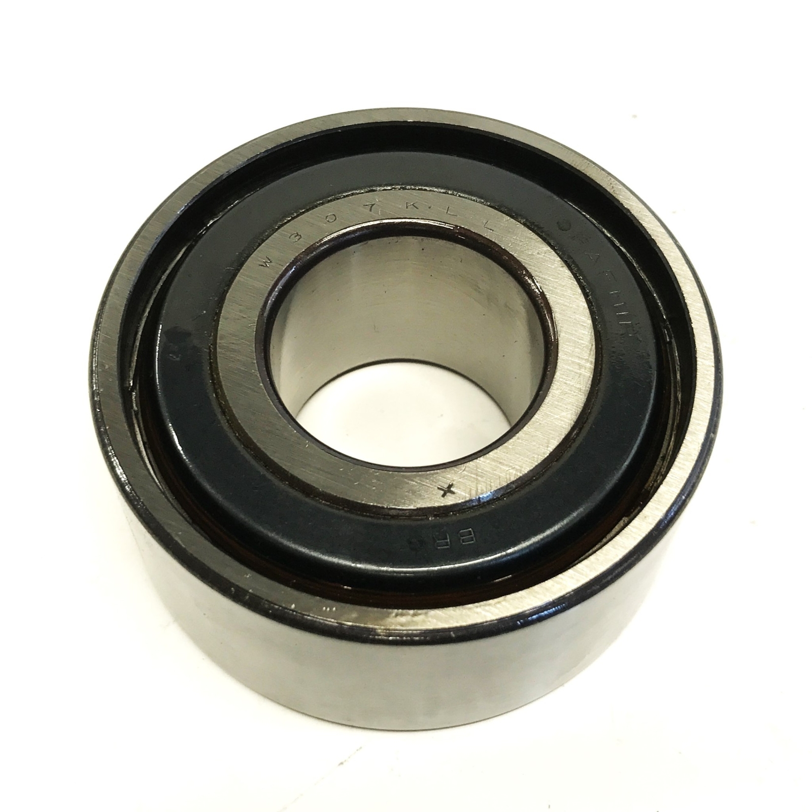 Fafnir 3 inch x 1-3/8 inch Single Row Ball Bearing W307KLL NOS