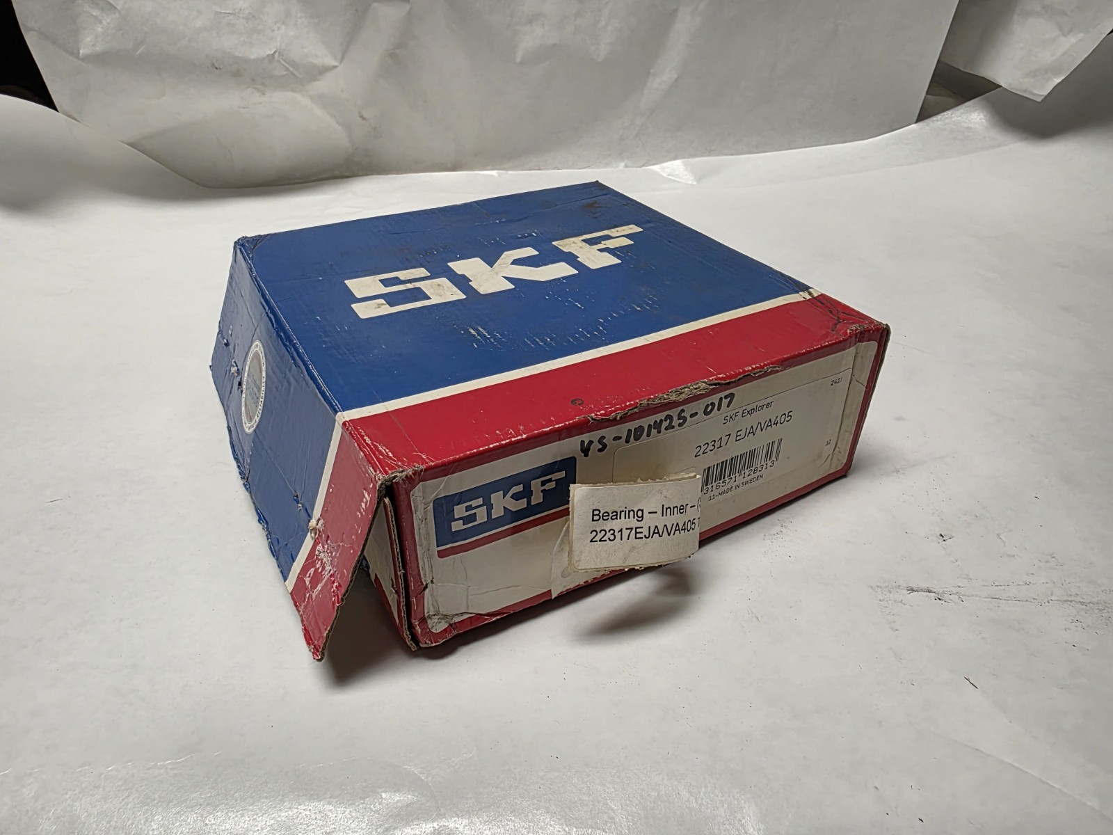 SKF 22317 EJA/VA405 Spherical Roller Bearing 180MM x 85MM x 60MM Made in Sweden