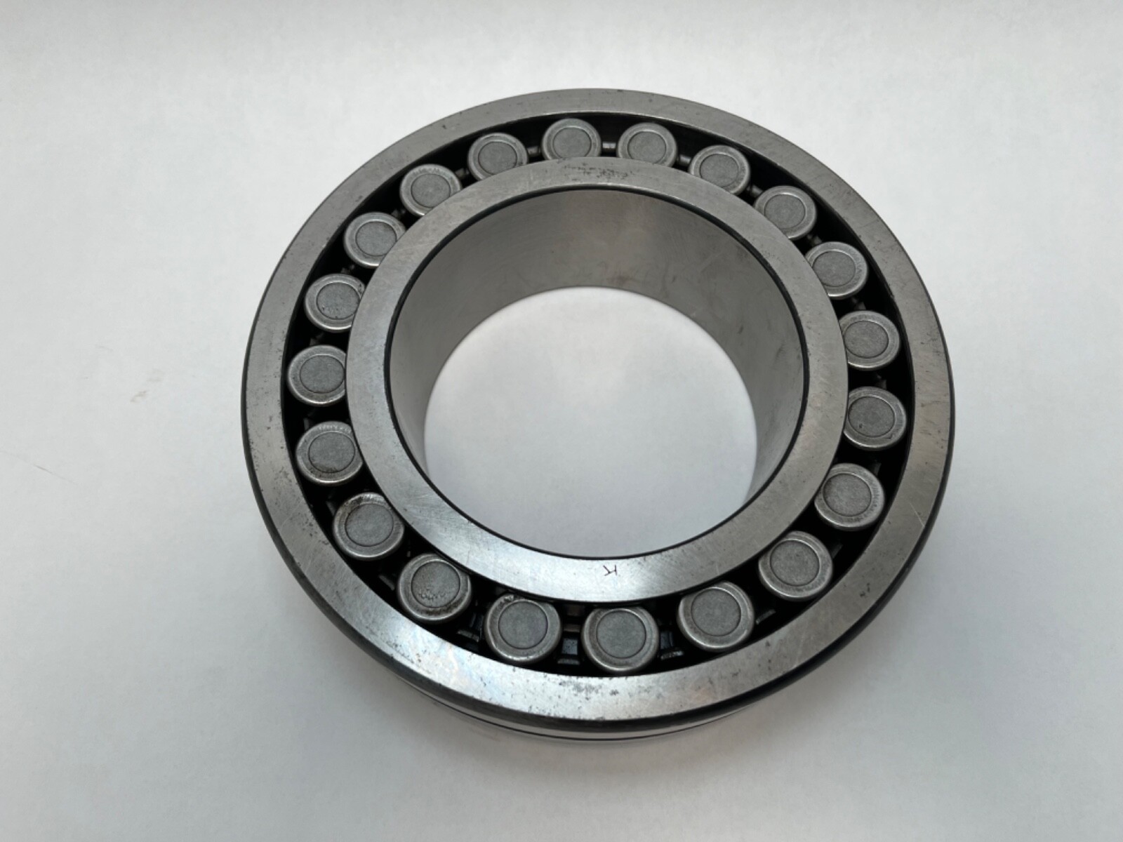 NTN 22224BKD1C3 Spherical Bearing 120x215x58mm 22224-B-K-D1-C3 22224-W33 Japan