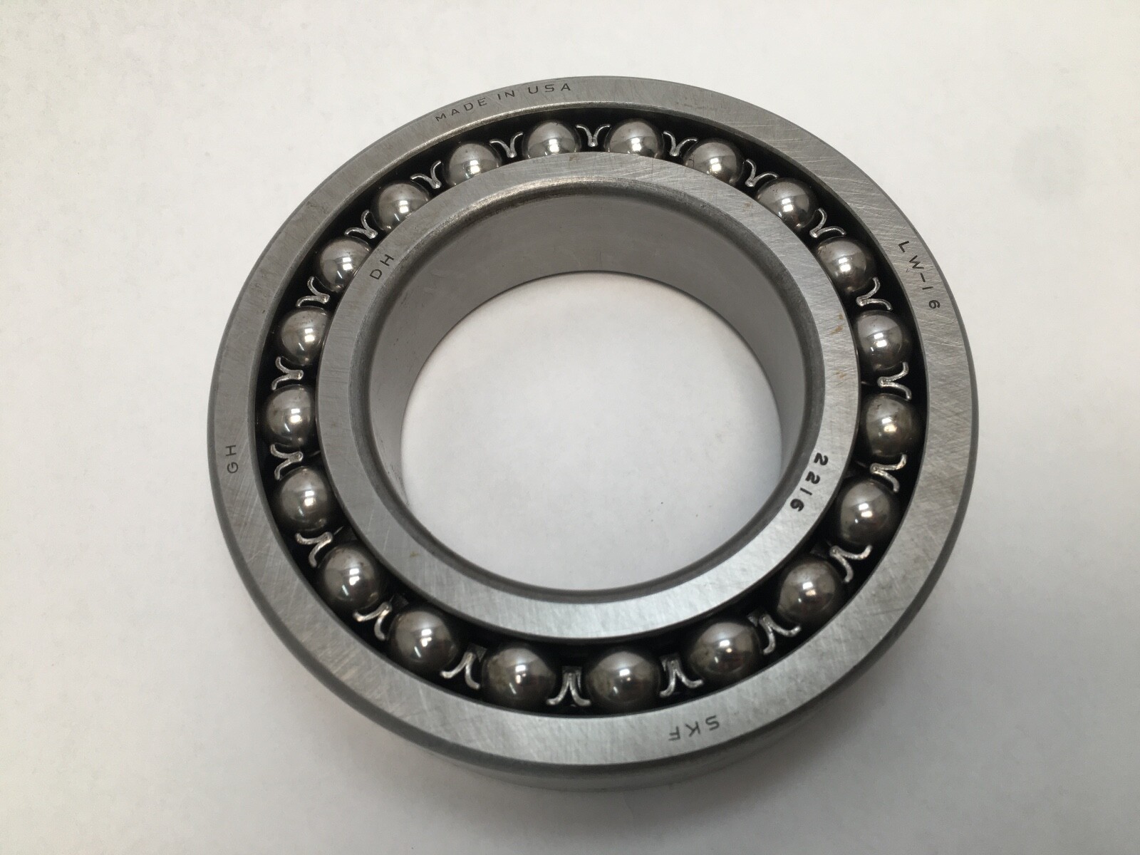 SKF 2216 Self Aligning Bearing 80x140x33 mm USA