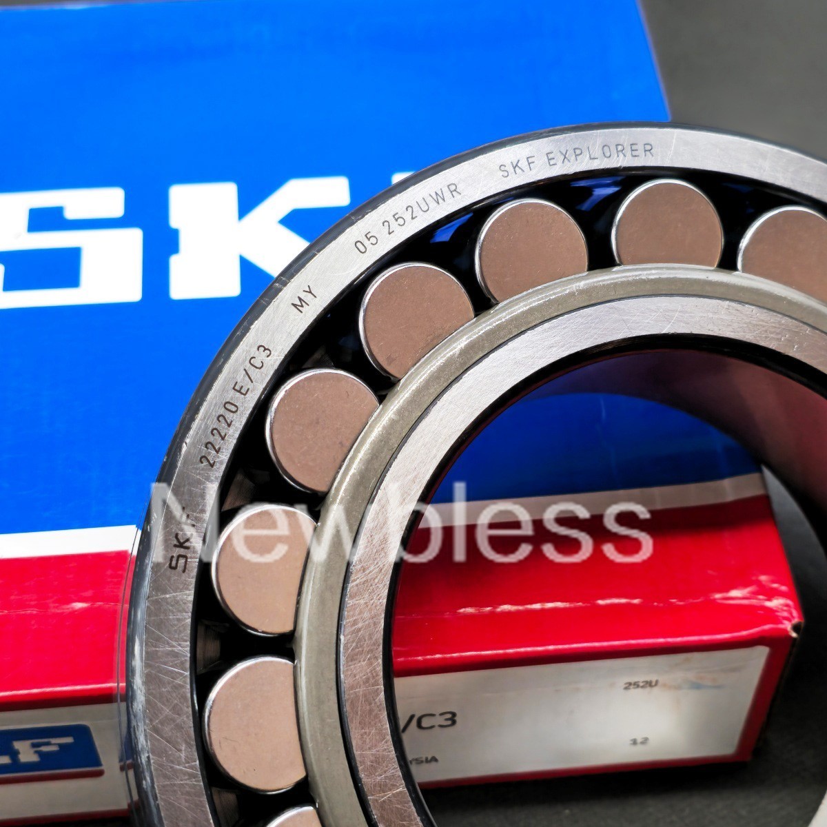 NEW 22220E C3 Spherical Roller Bearing FOR SKF 22220E/C3 22220EC3 Open