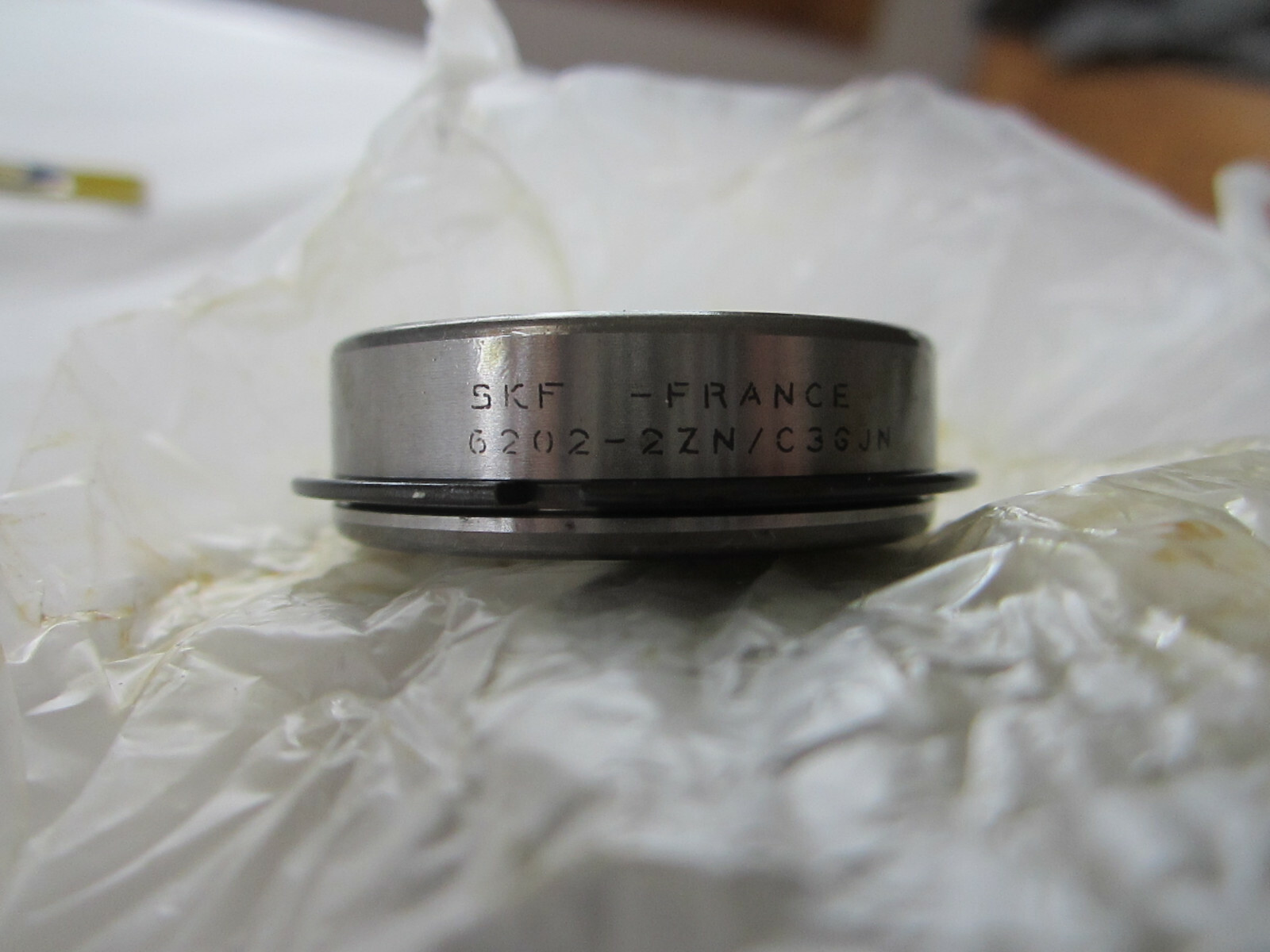 SKF 6202 2ZN/C3GJN BALL BEARING LOT OF 3