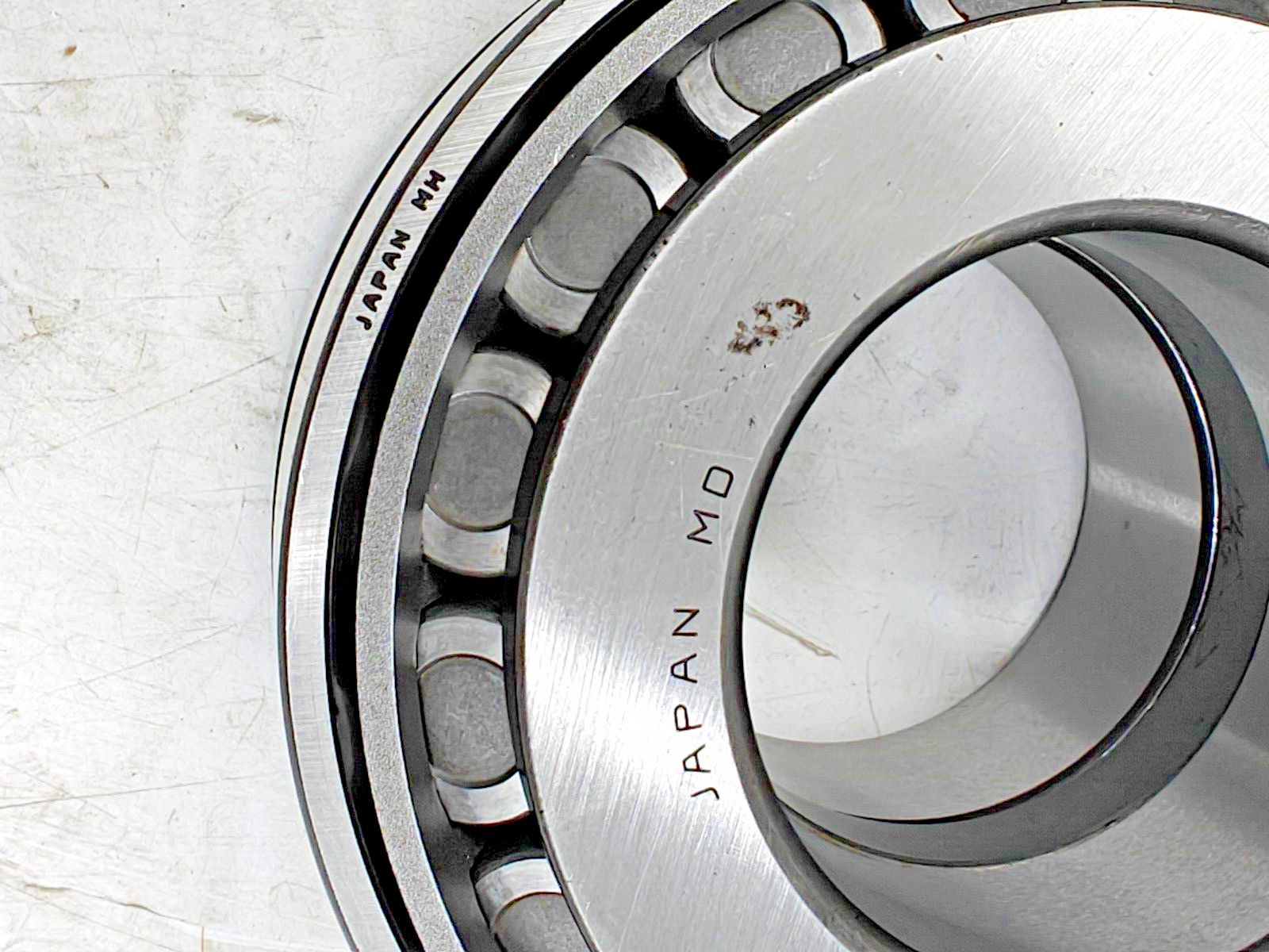 NSK HR 30314 DJ / HR 70KDE43 C3 Double-Row Tapered Roller Bearings