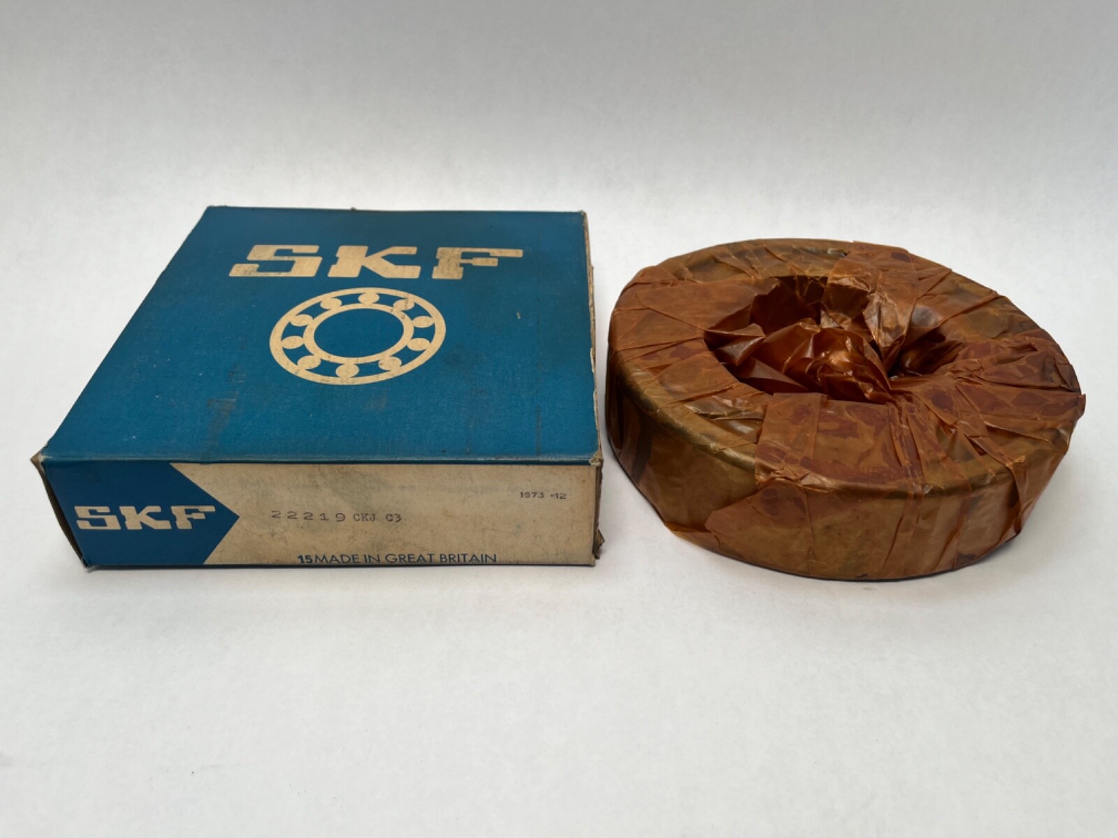 SKF 22219-CKJ-C3-W33 Spherical Bearing 95x170x43 mm 22219C 22219CKJC3W33 USA