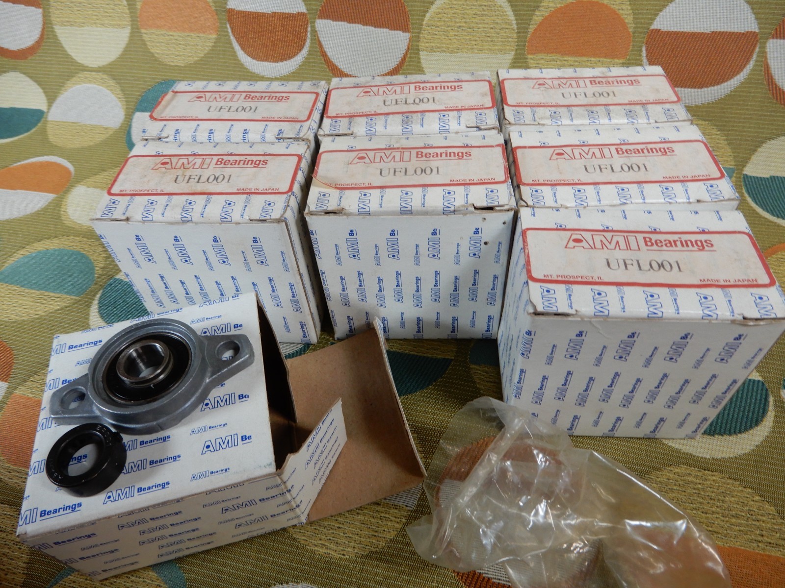 AMI Bearing UFL001 – 2 Bolt Flanged Mounted Bearings Qty 8 NOS ECC Collar 12mm