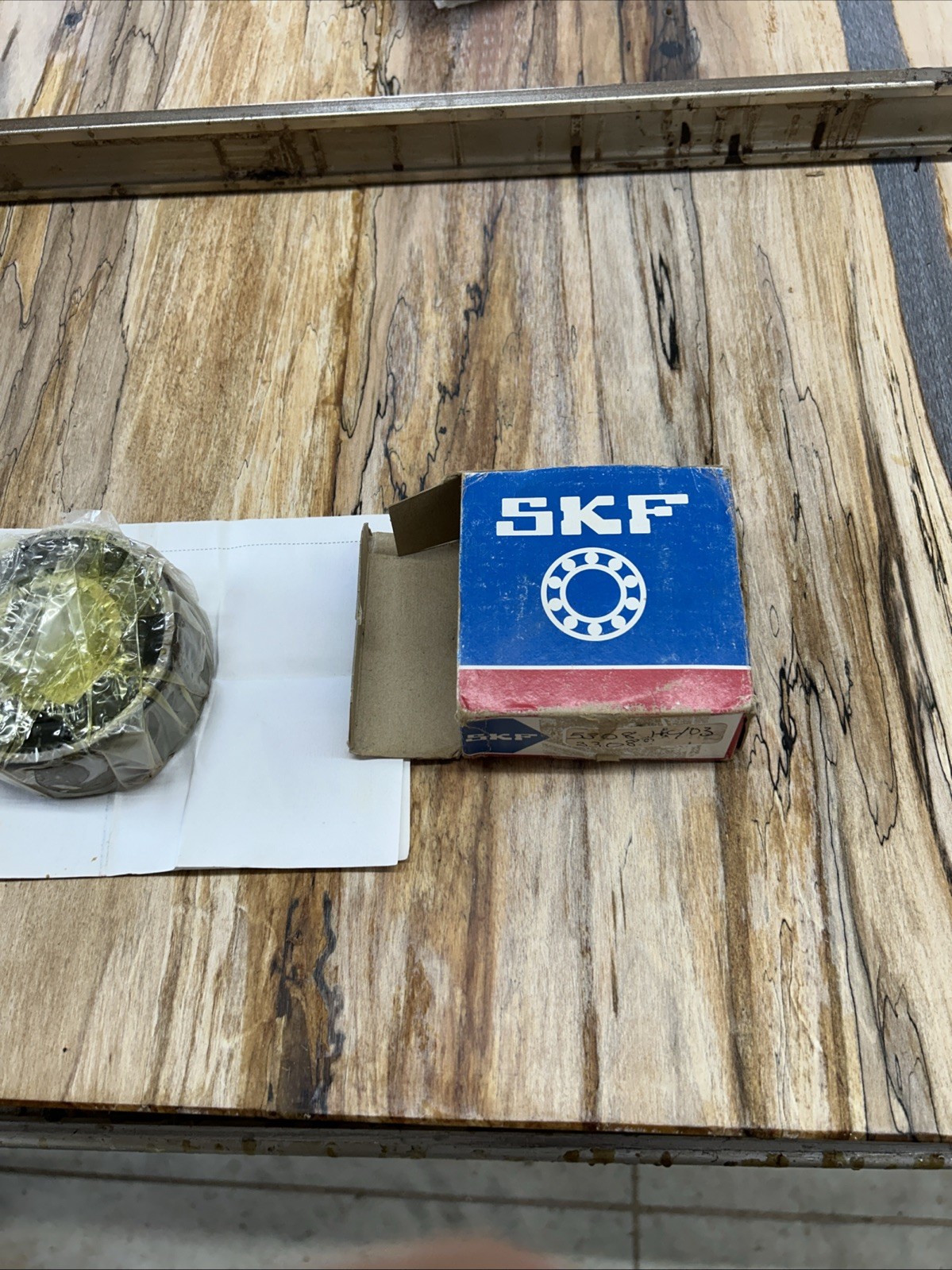 Skf Bearing 5308 AH/C3New in Box
