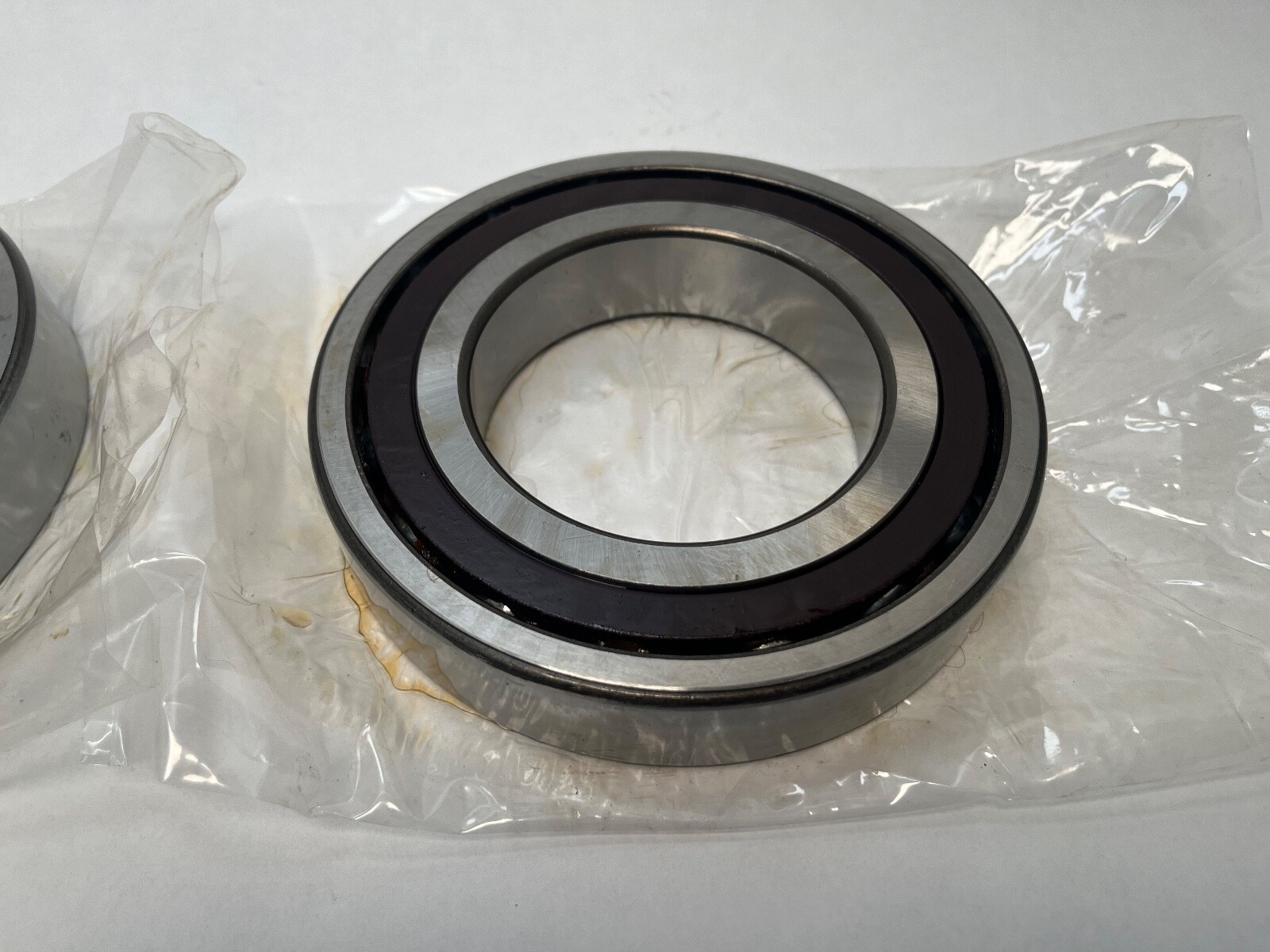 NDH Q20217DTL5186 Angular Bearing 85x150x28 mm 7217 Q-20217-DT-L5186-A USA