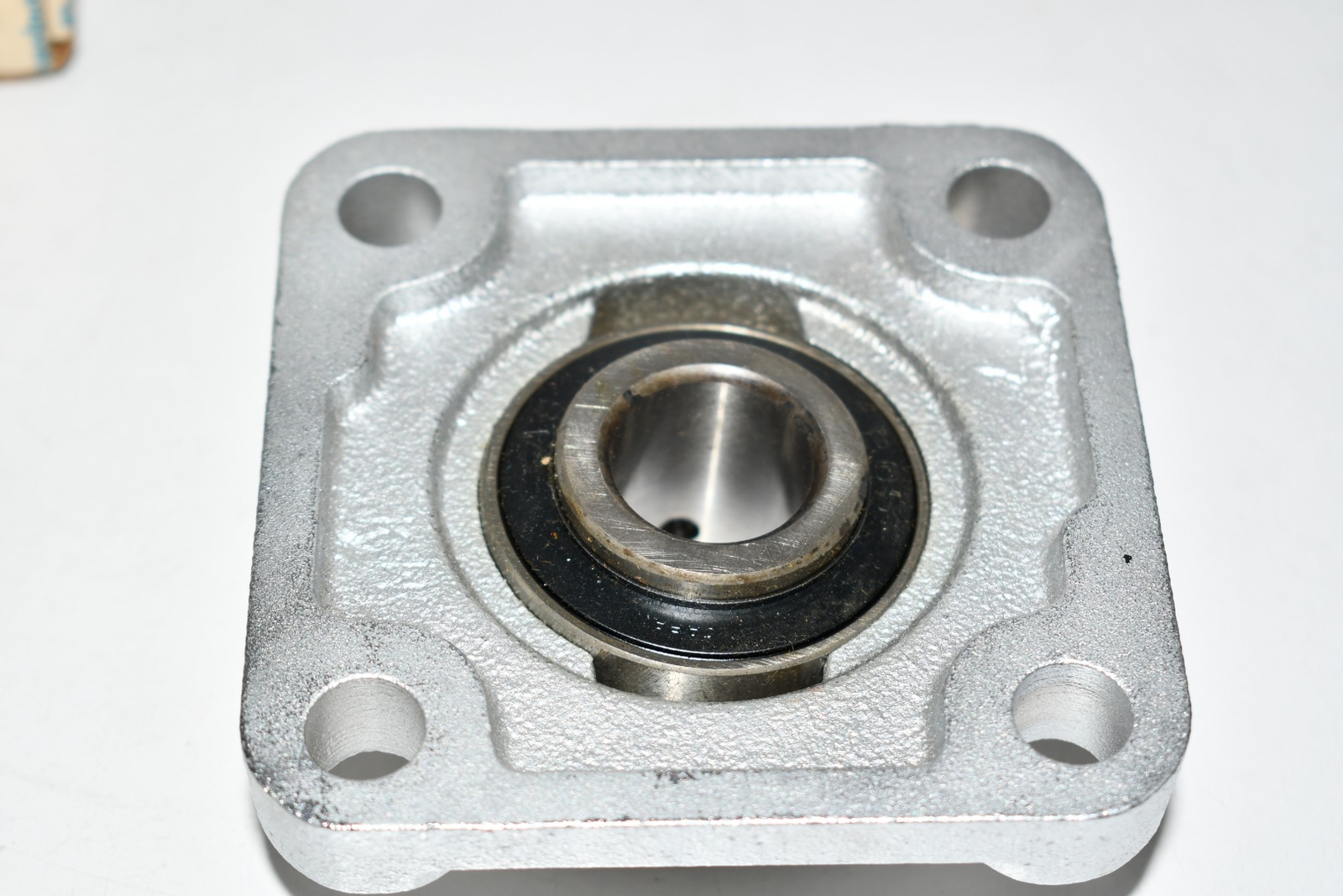 AMI Bearings UCF205-14NP Flange-Mount Ball Bearing Unit – 7/8 in Bore, 4-Bolt Fl