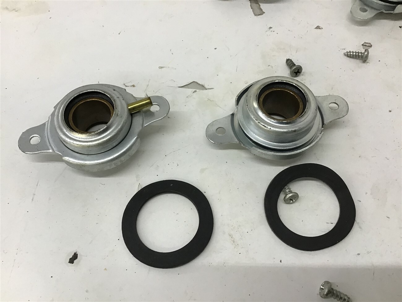 Lau 3/4″ Flange Bearing Two Per Bag 38-2082-01 Lot Of 2