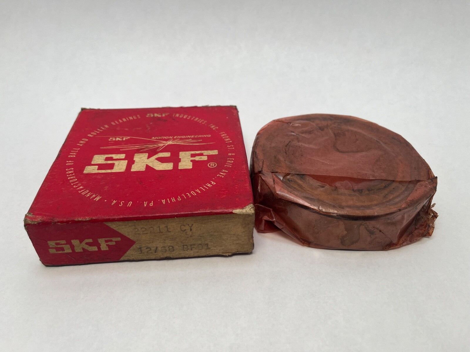SKF 22211-CY Spherical Bearing 55x100x25 mm 22211-C-Y 22211CCY USA