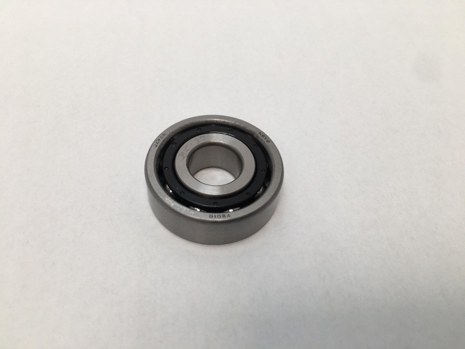 KOYO 7201C Precision Angular Contact Bearing 12x32x10 mm 7201 C 5GL P4 Japan