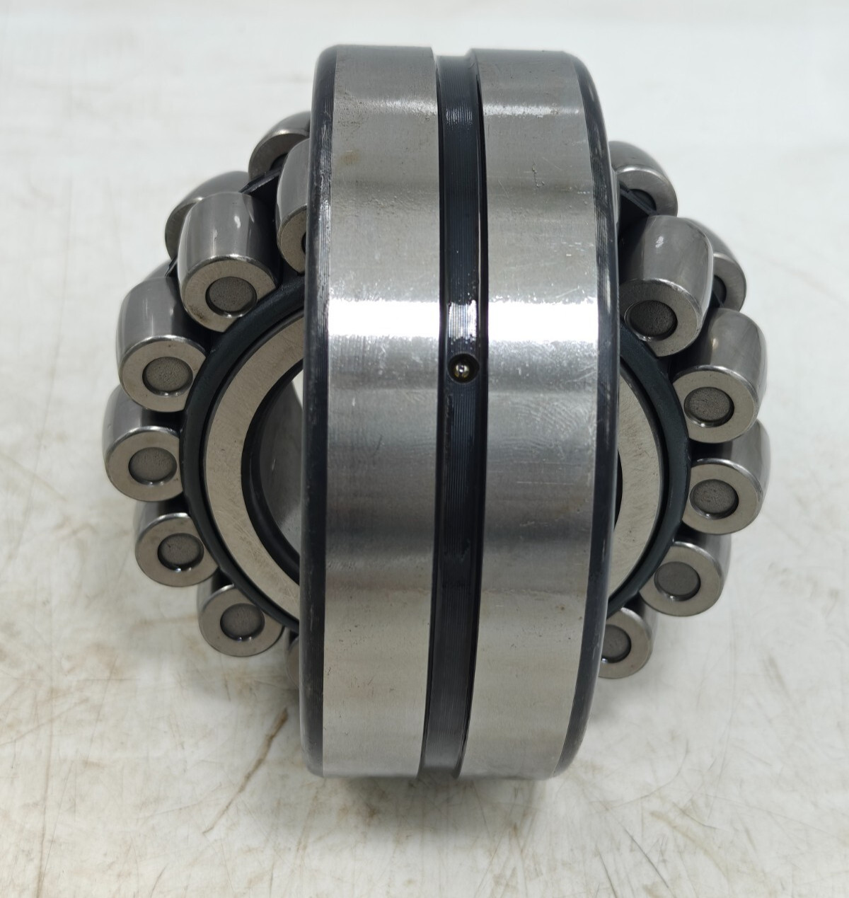 22312 EAE4 NSK Spherical Roller Bearing NSK 22312EAE4 Straight Bore 60x130x46mm