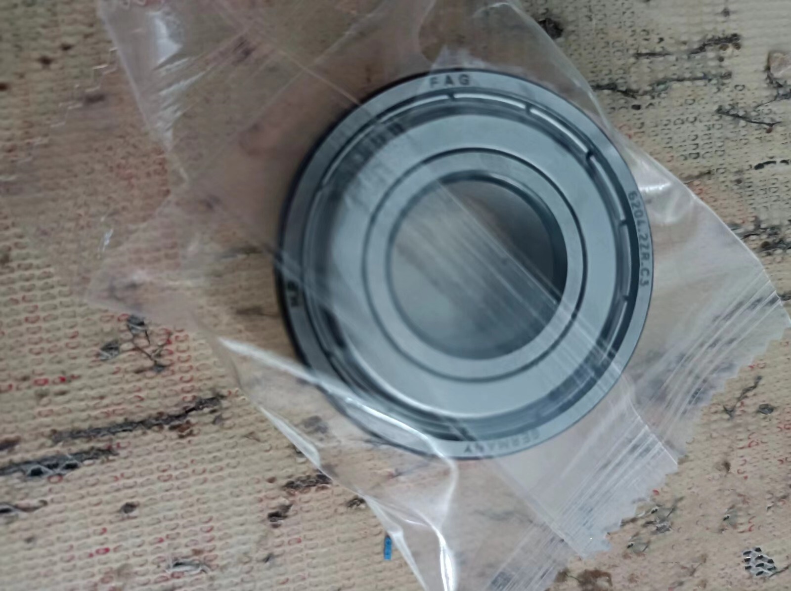 NEW FAG 6204.2ZR.C3 deep groove ball bearing 1PCS #PA