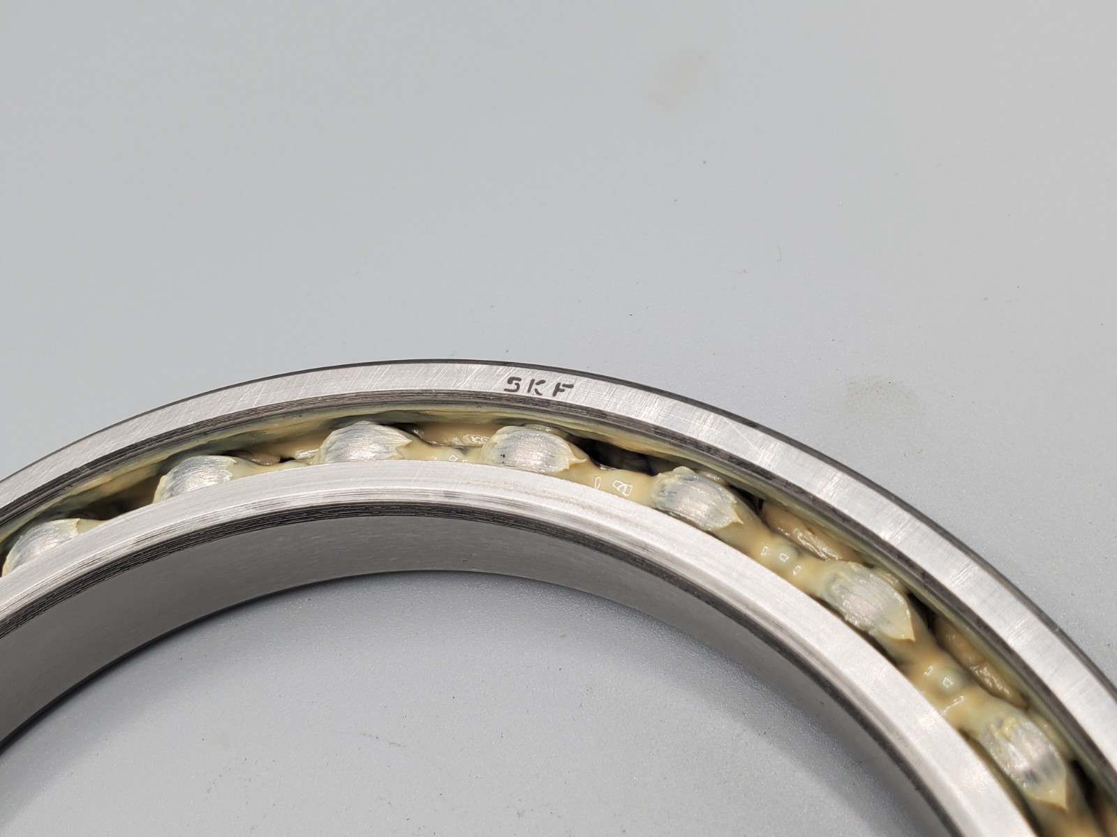 SKF 61822/C3DBCBVT233 High Precision Bearing Made In France