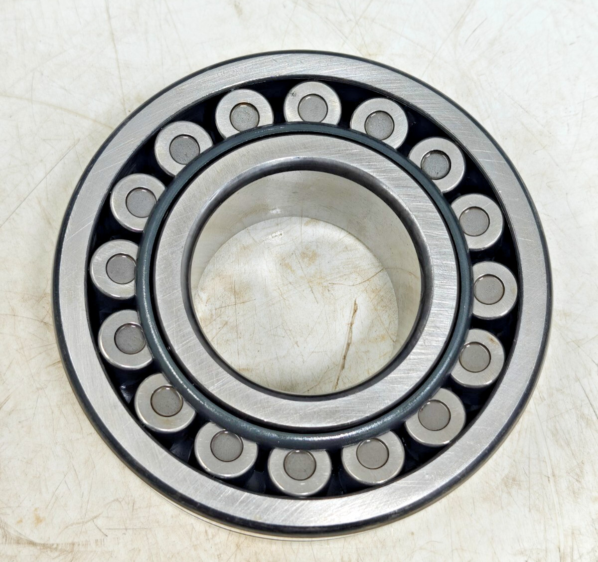 22312 EAE4 NSK Spherical Roller Bearing NSK 22312EAE4 Straight Bore 60x130x46mm