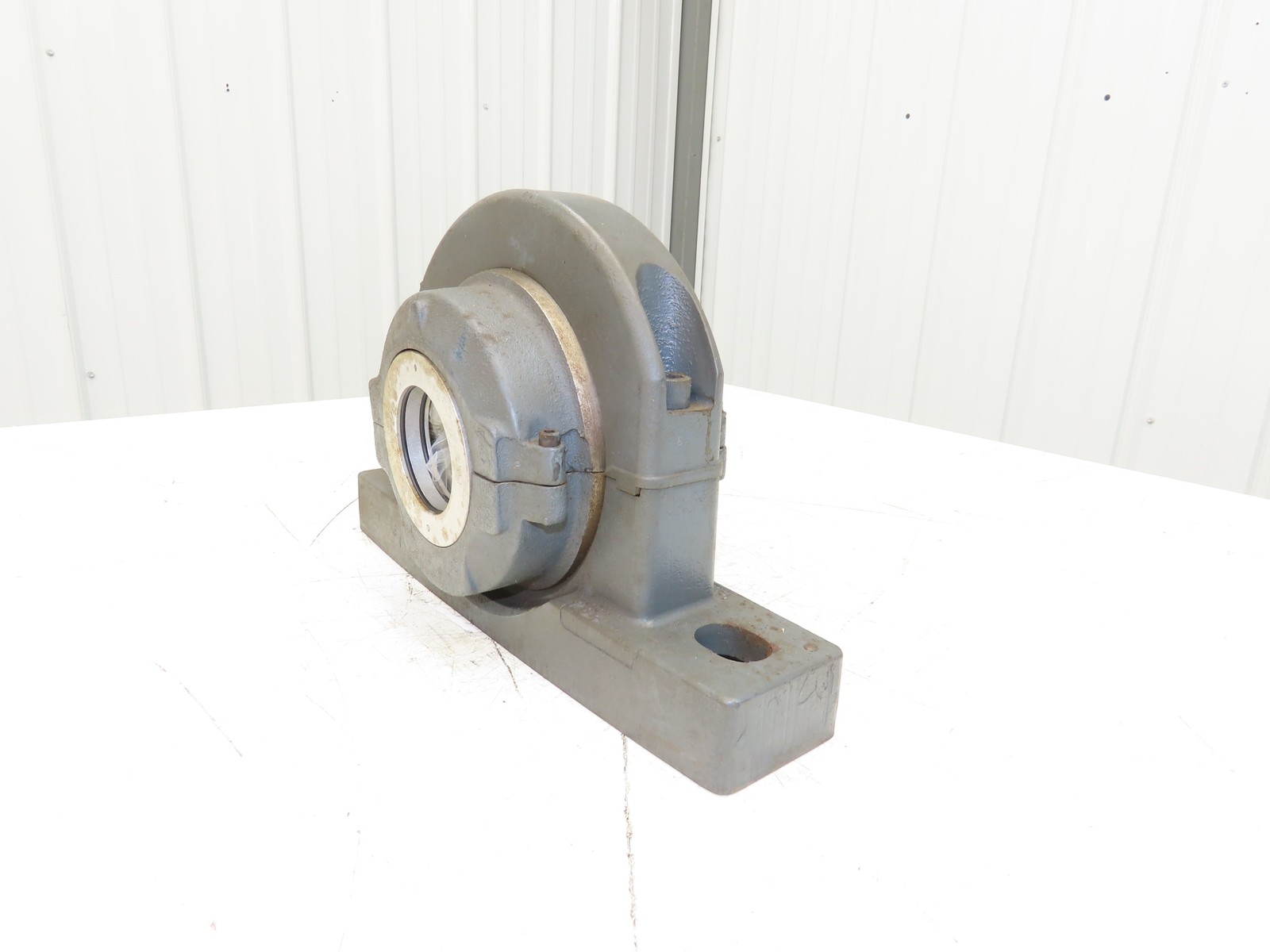 Cooper Bearing 02 BCP204EX Split Pillow Block Bearing 2-1/4″ Bore P 04 Pedestal