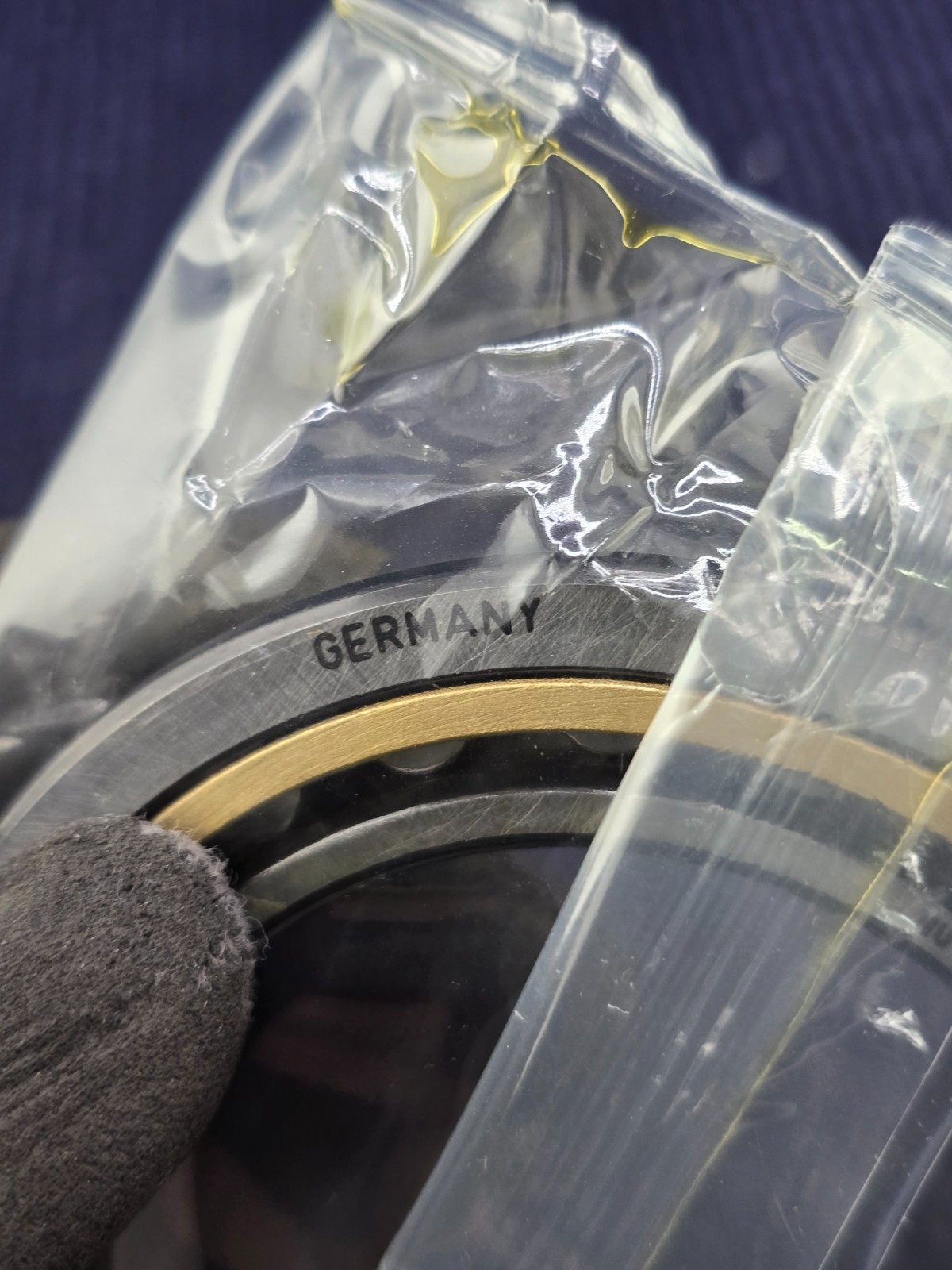 SKF NU 1013 ML: Single Row Cylindrical Roller Bearing 65 mm ID x 100 mm OD