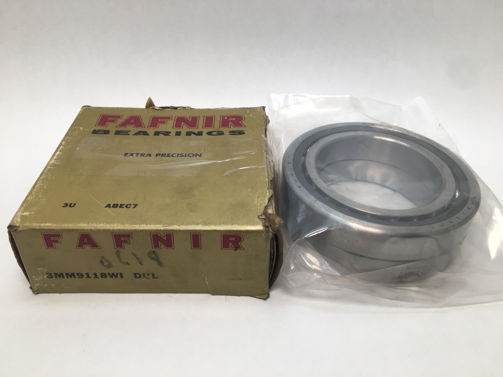 Fafnir 3MM9118WI-DUL Bearing 90x140x24 mm 7018-C 3MM-9118-WI-DUL USA 2 Pcs