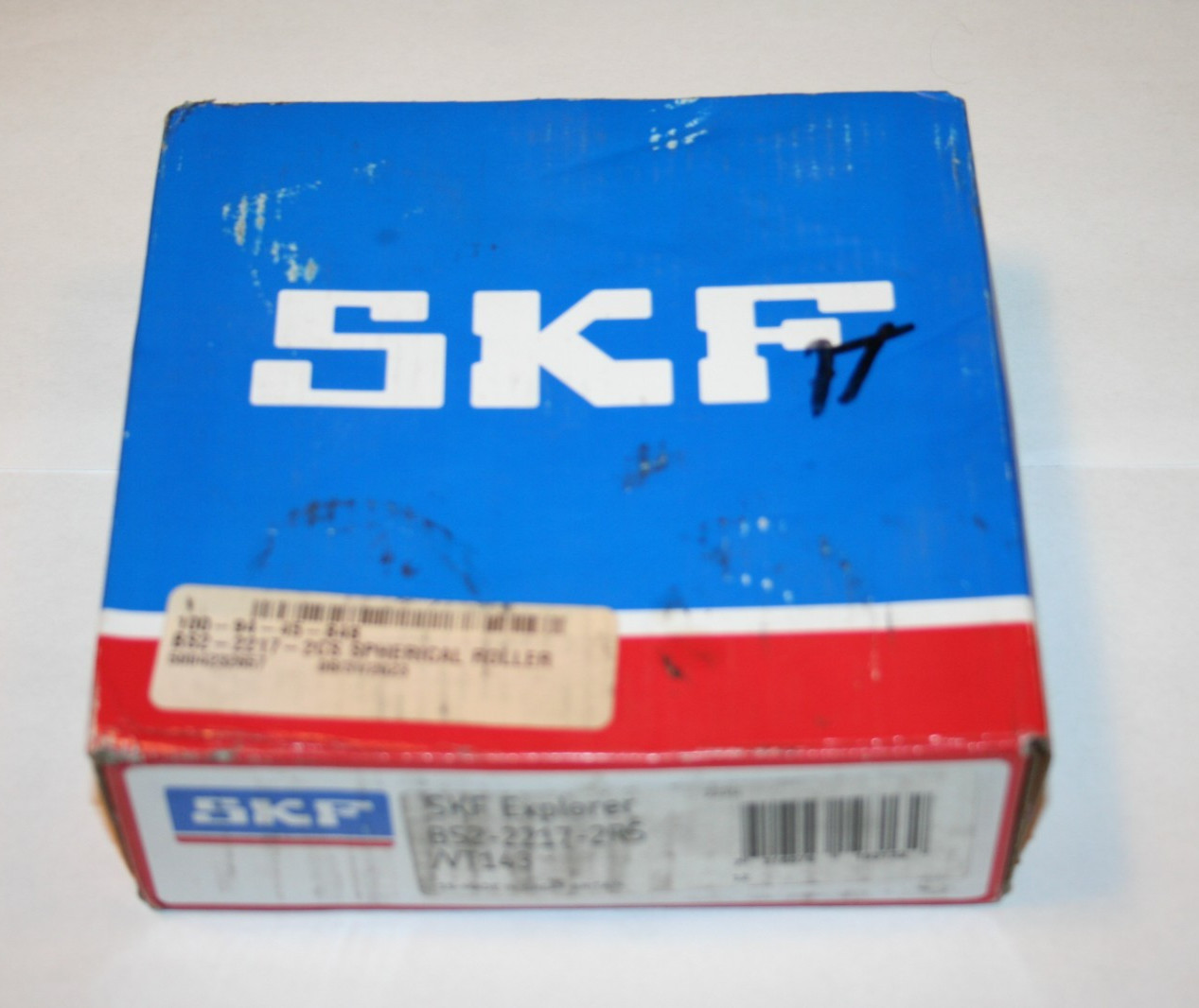 GENUINE SKF Explorer BS2-2217-2RS/VT143 Spherical Roller Bearing * NEW UNOPENED
