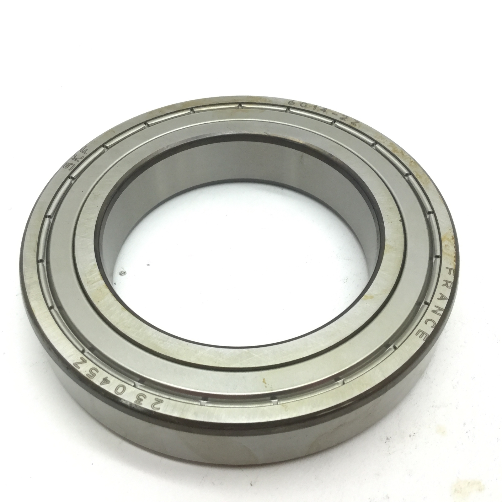 New SKF 6014-2Z Deep Groove Ball Bearing, ID 70mm OD 110mm W 20mm