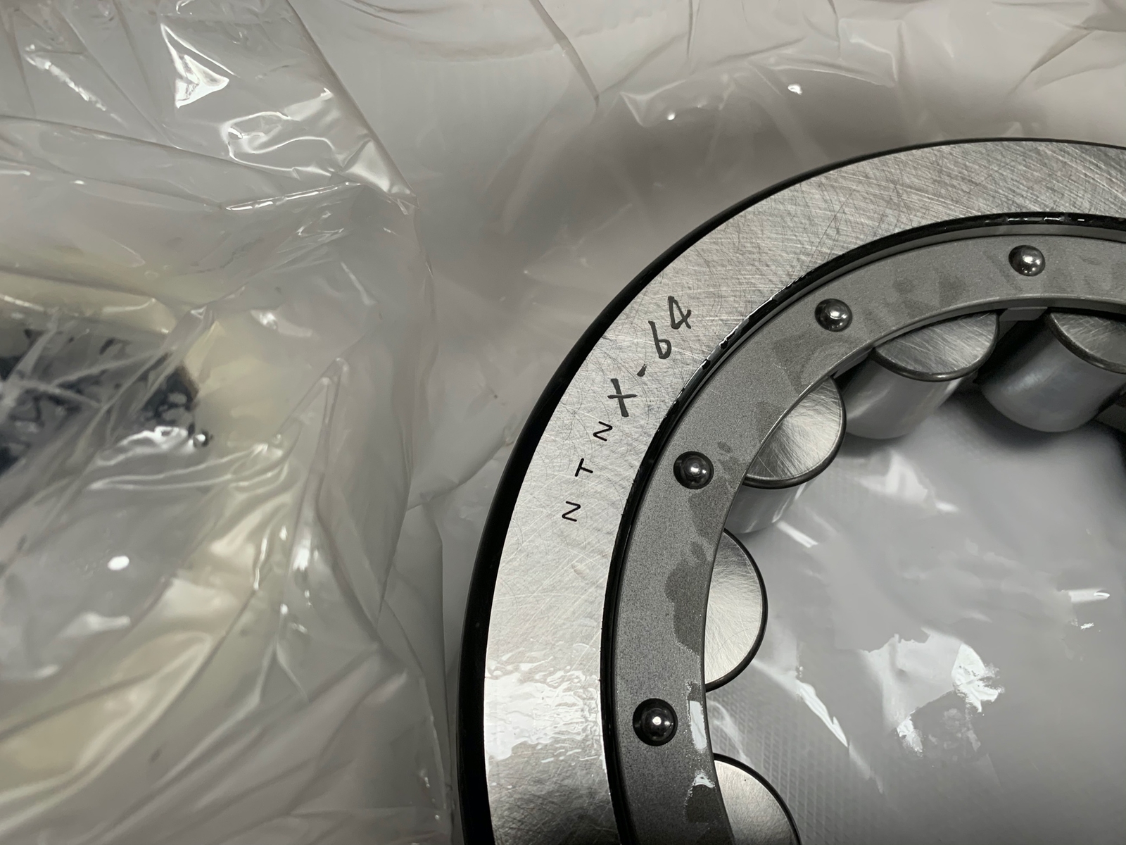 NTN Cylindrical Roller Bearing 419A NH419AV2 HJ419A 96x240x55mm Japan