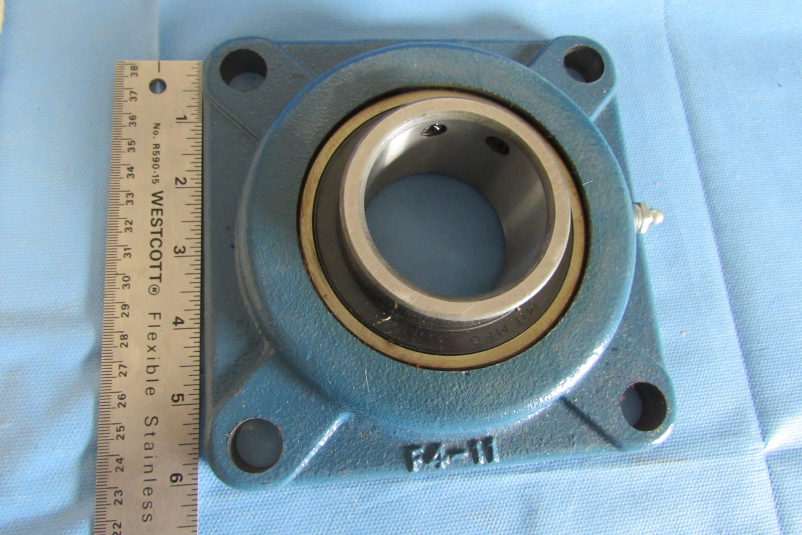 NOS in Box MB Manufacturing Nyla-K FC4-25 2-3/16 FLANGE BLOCK Bearing USA