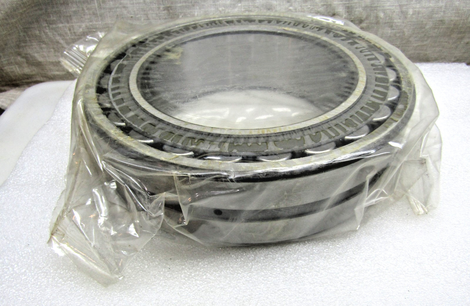 RHP 23026 EJ W33 C3 130mmX 200mm X 52mm Spherical Roller Bearing
