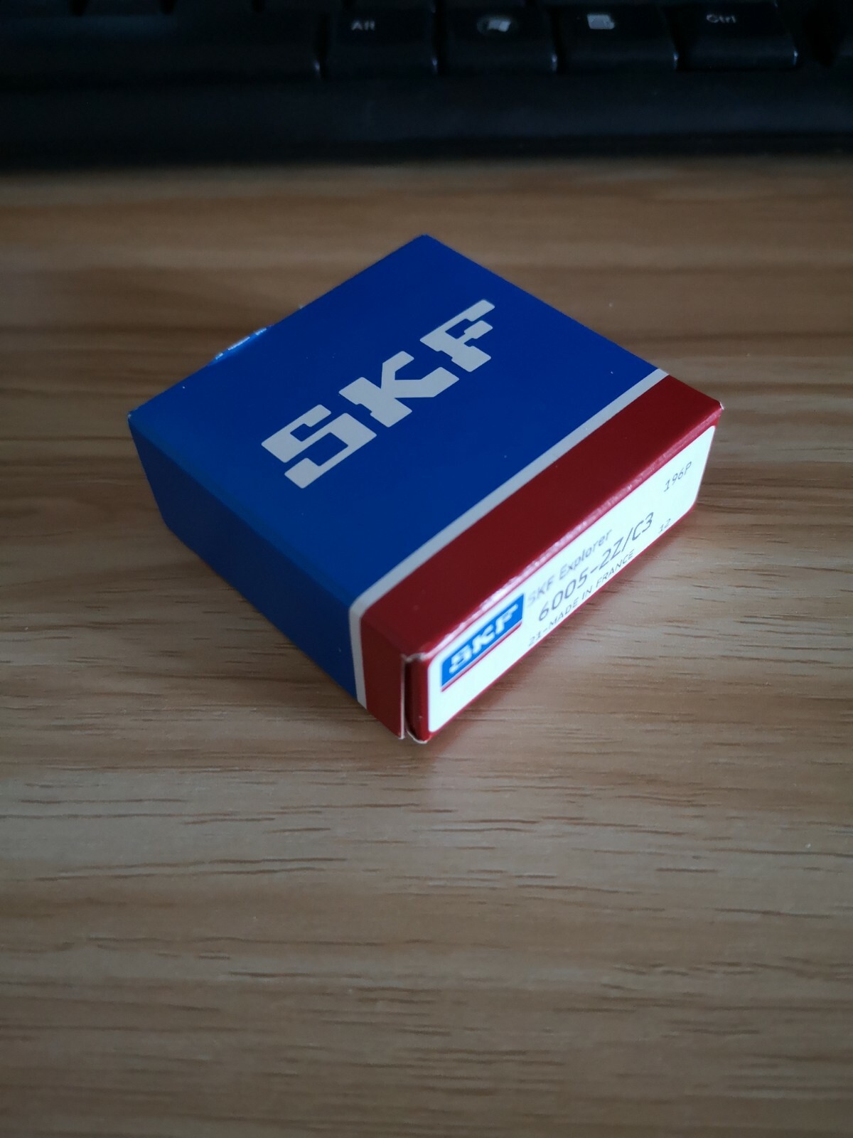 1PCS NEW SKF 6005-2Z/C3 60052ZC3 BALL BEARING Fast Shipping