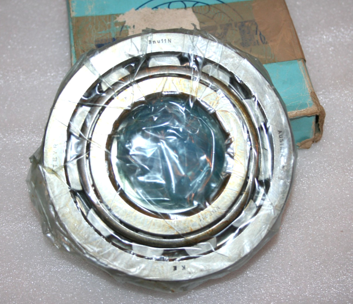STEYR NUP-311 N/ZS Cylindrical Roller Bearing w/Snap Ring Slot * NEW *