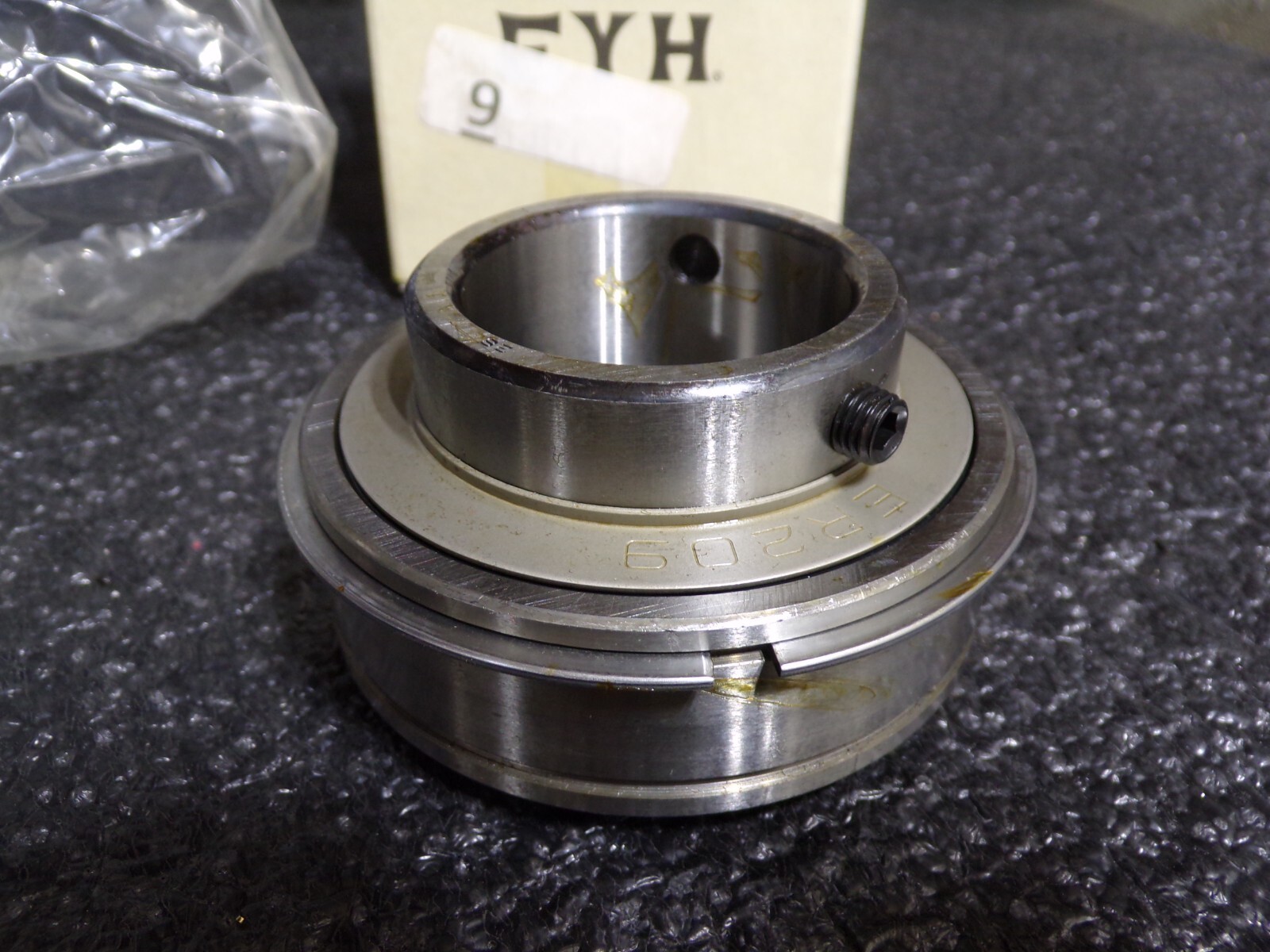 Value Collection Standard Insert Bearing ER28 1-3/4″ ID x 3.346″ OD, 7,665Lb(G)