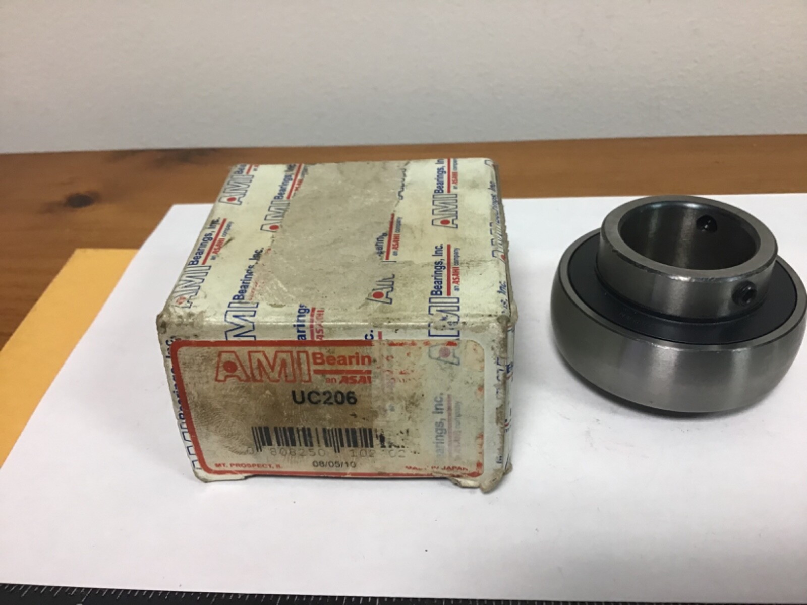 New AMI UC206 Insert Bearing, 30mm ID, 62mm OD, W/Set Screw