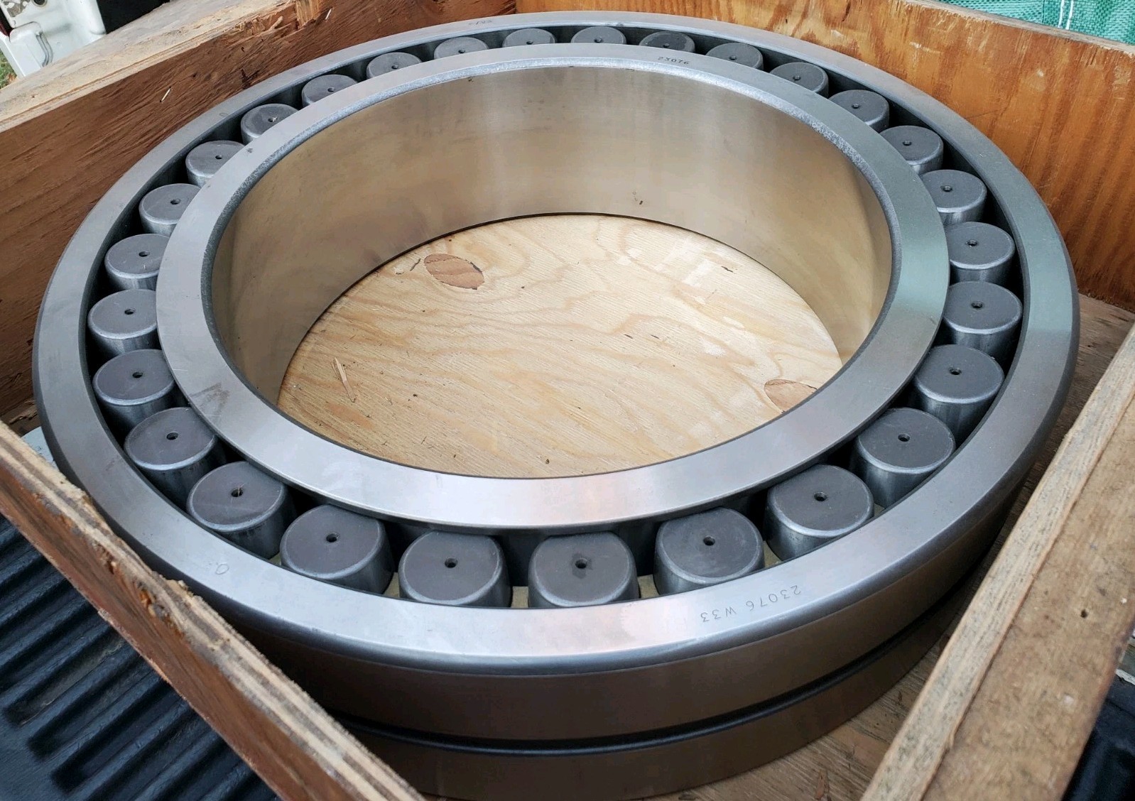 Timken Torrington 23076 W33 BR Spherical Roller Bearing 380mm ID x 560mm OD NOS