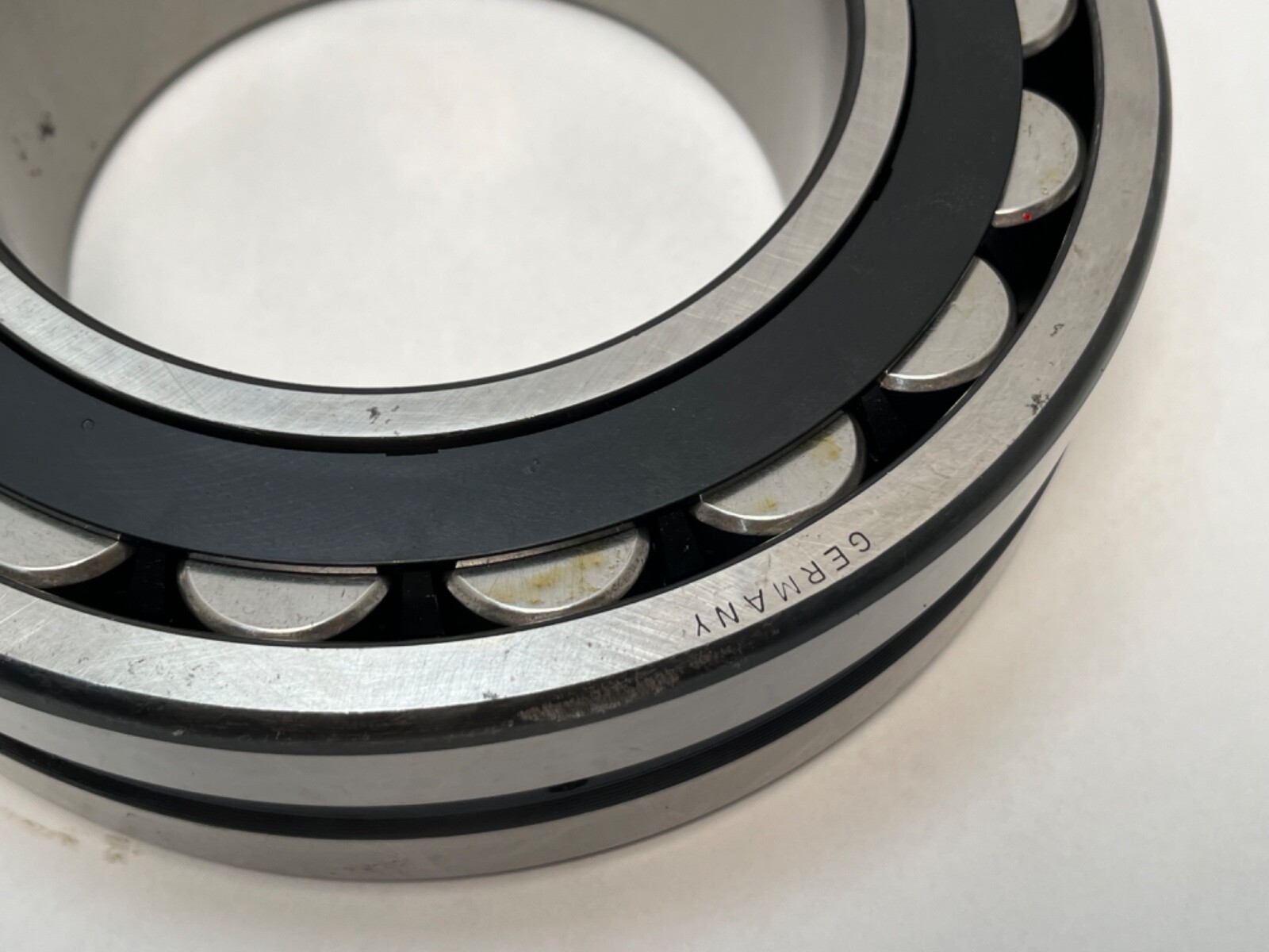 FAG 22224ES.TVP Spherical Bearing 120x215x58 mm 22224-ES-TVP-W33 USA