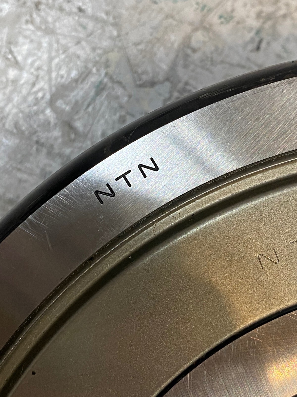 NTN BL321 Single Row Ball Bearing 105 mm ID, 225 mm OD, 49 mm Width
