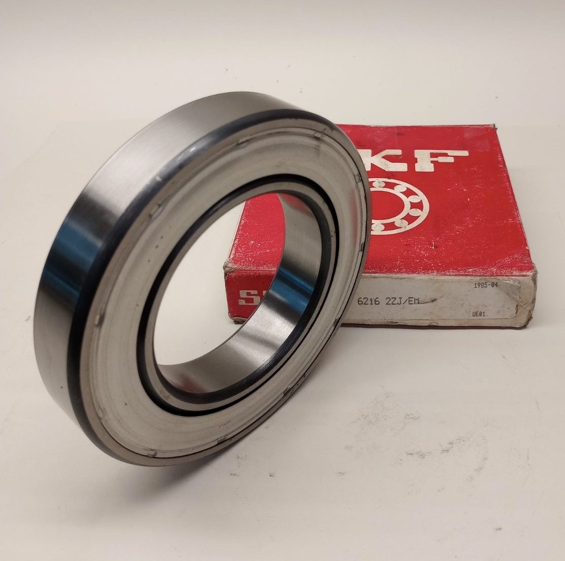 SKF 6216-2ZJEM Ball Bearing Double Shielded 80x140x26mm 6216-2Z-C3 / 6216ZZC3