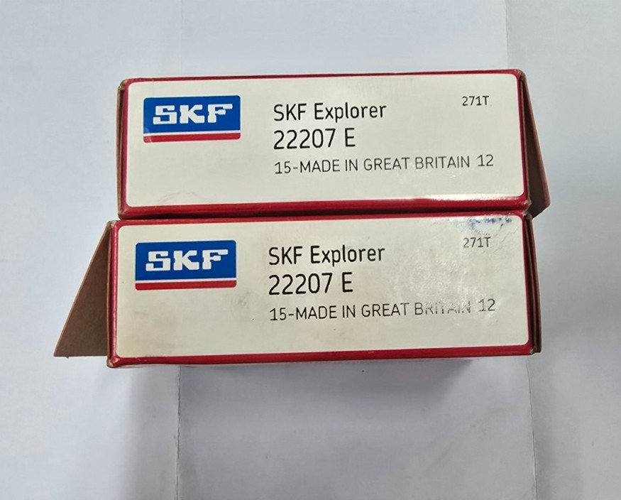 22207 E W33 SPHERICAL ROLLER BEARING 35x72x23mm SKF GREAT BRITAIN 22207E LOT 2PC