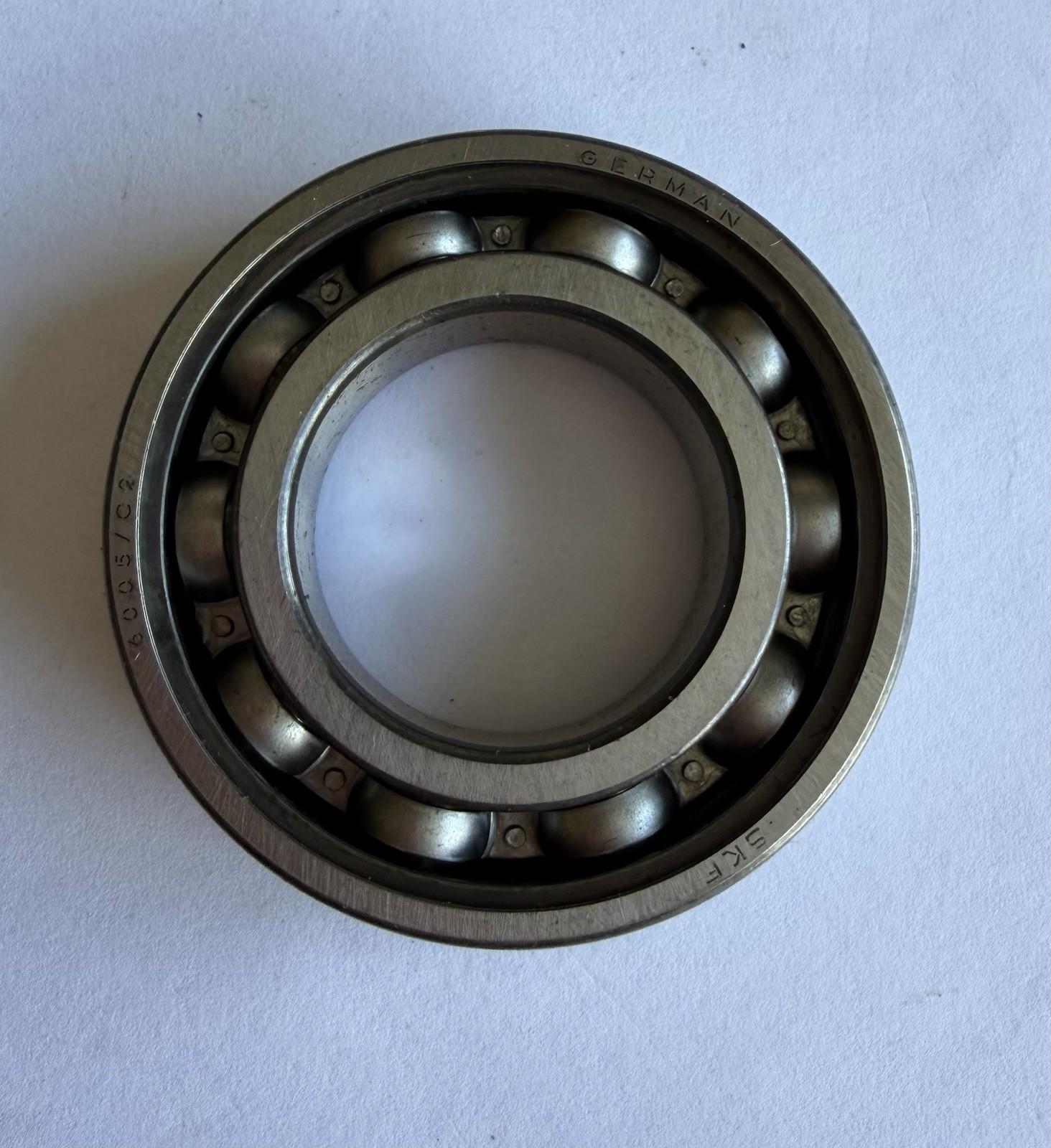 SKF 6005 C2 Deep Groove Ball Bearing, Open Type, No Seals 25x47x12 mm