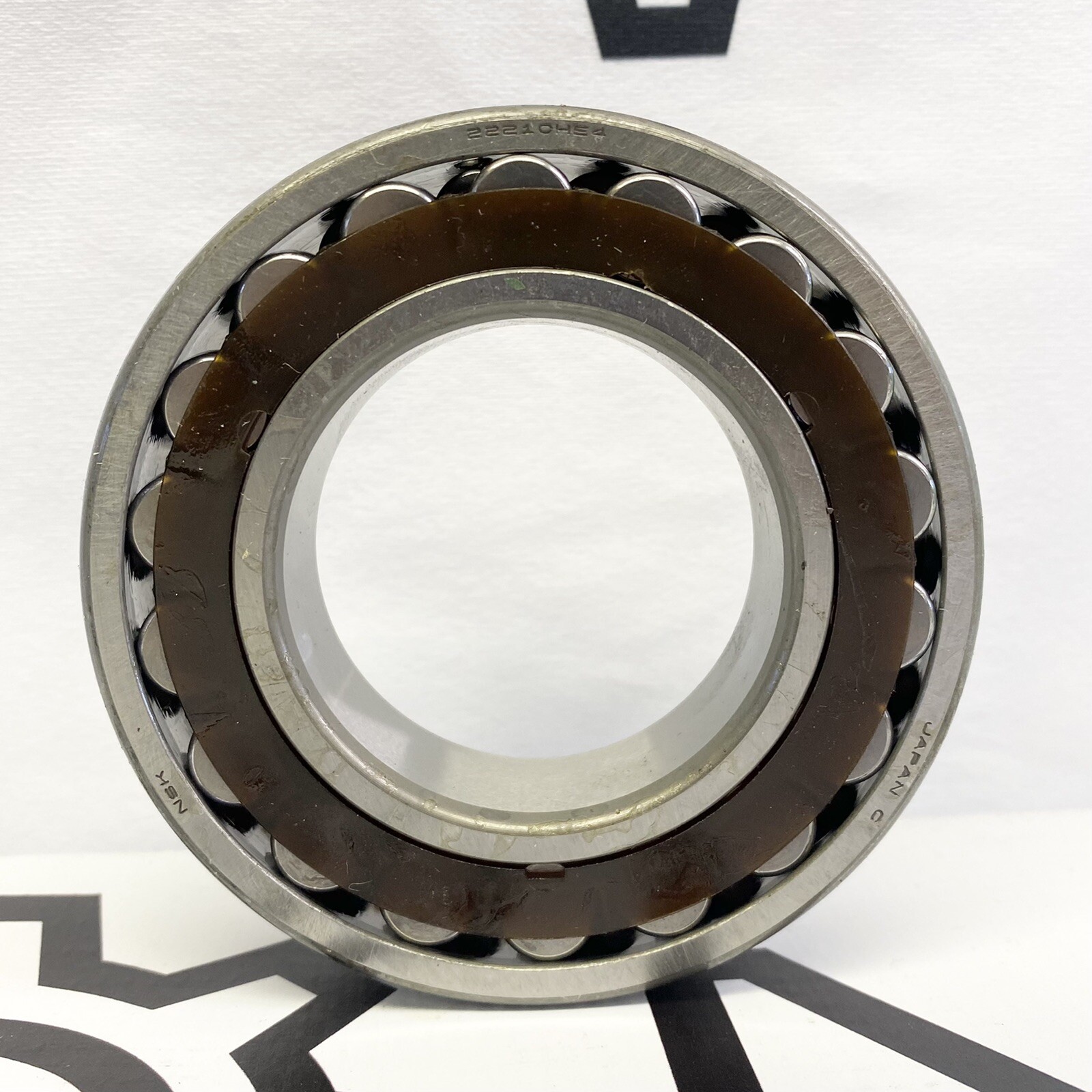 NSK 22210HE4 Spherical Roller Bearing 50mm x 90mm x 23mm New No Box