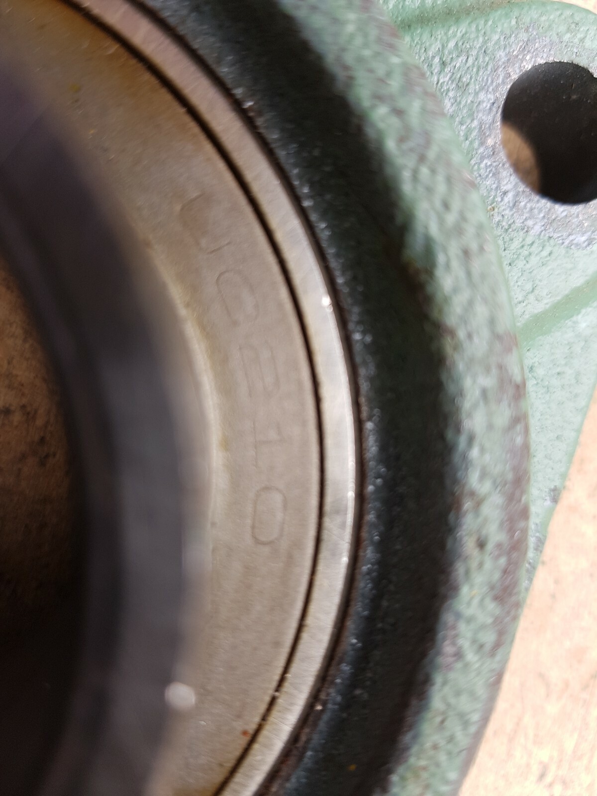 NSK bearing UCF 210